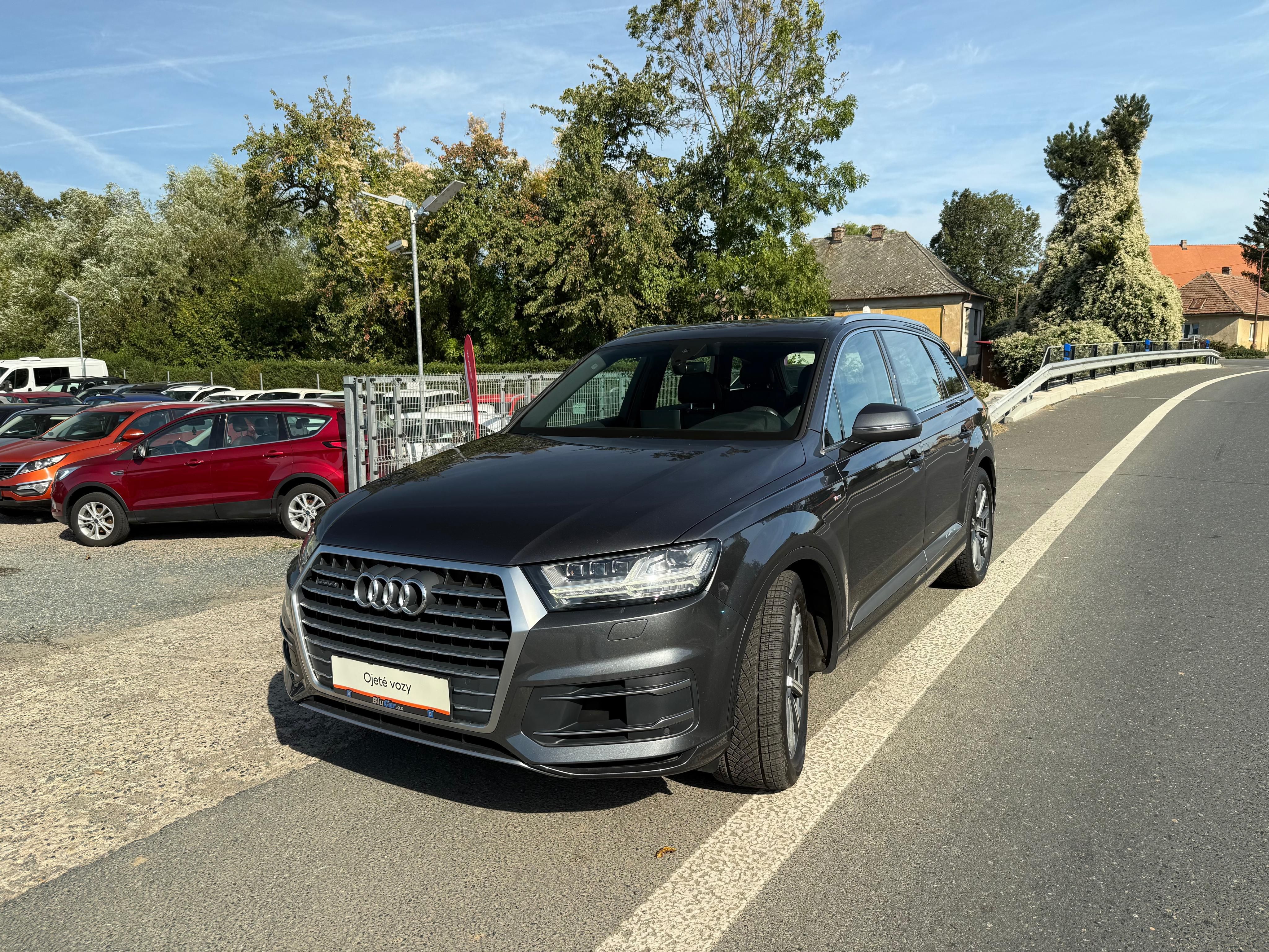 Audi Q7, 50TDi 210kW ČR S-Line Matrix - fotka 2
