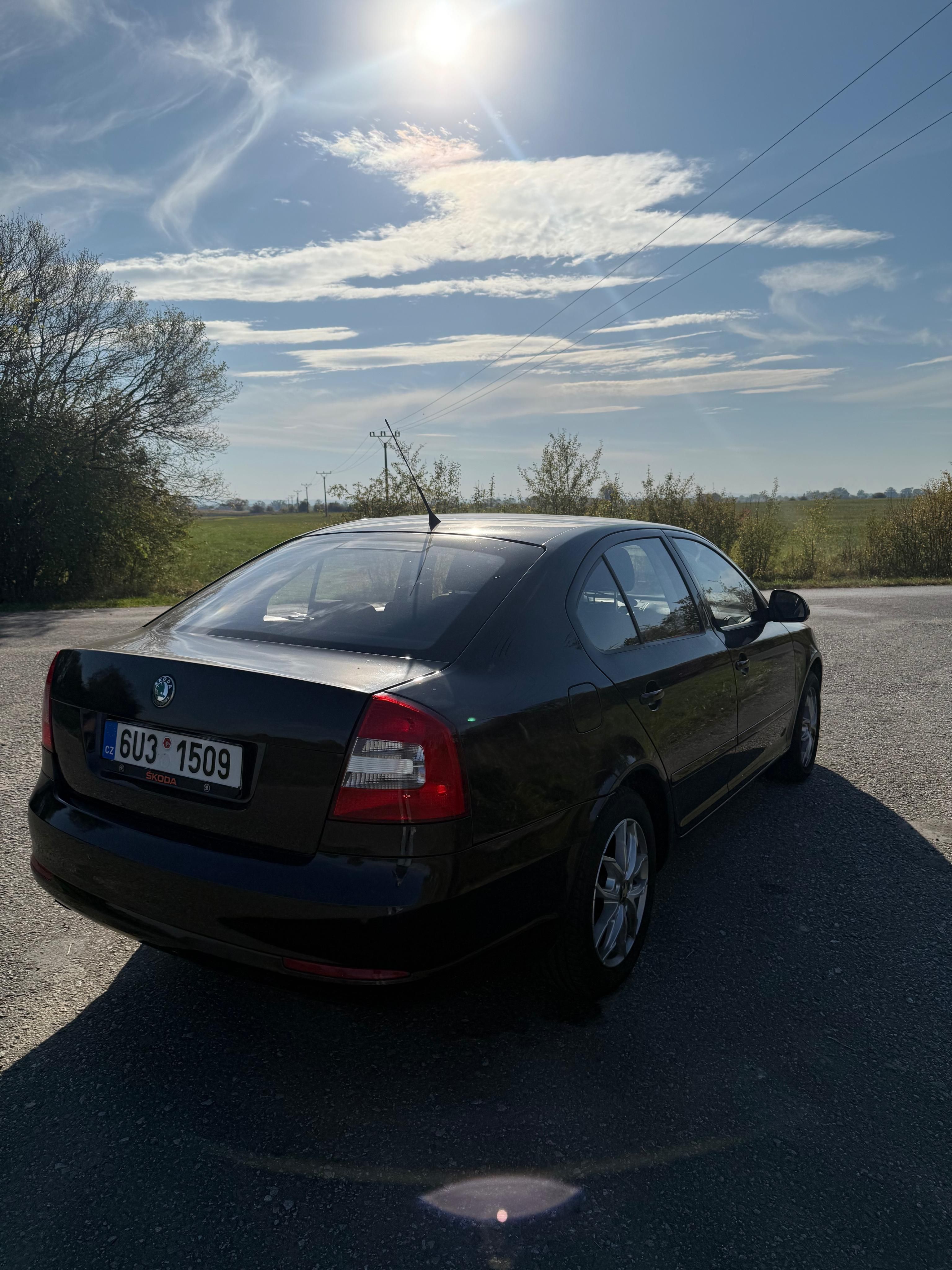 Škoda Octavia - fotka 2