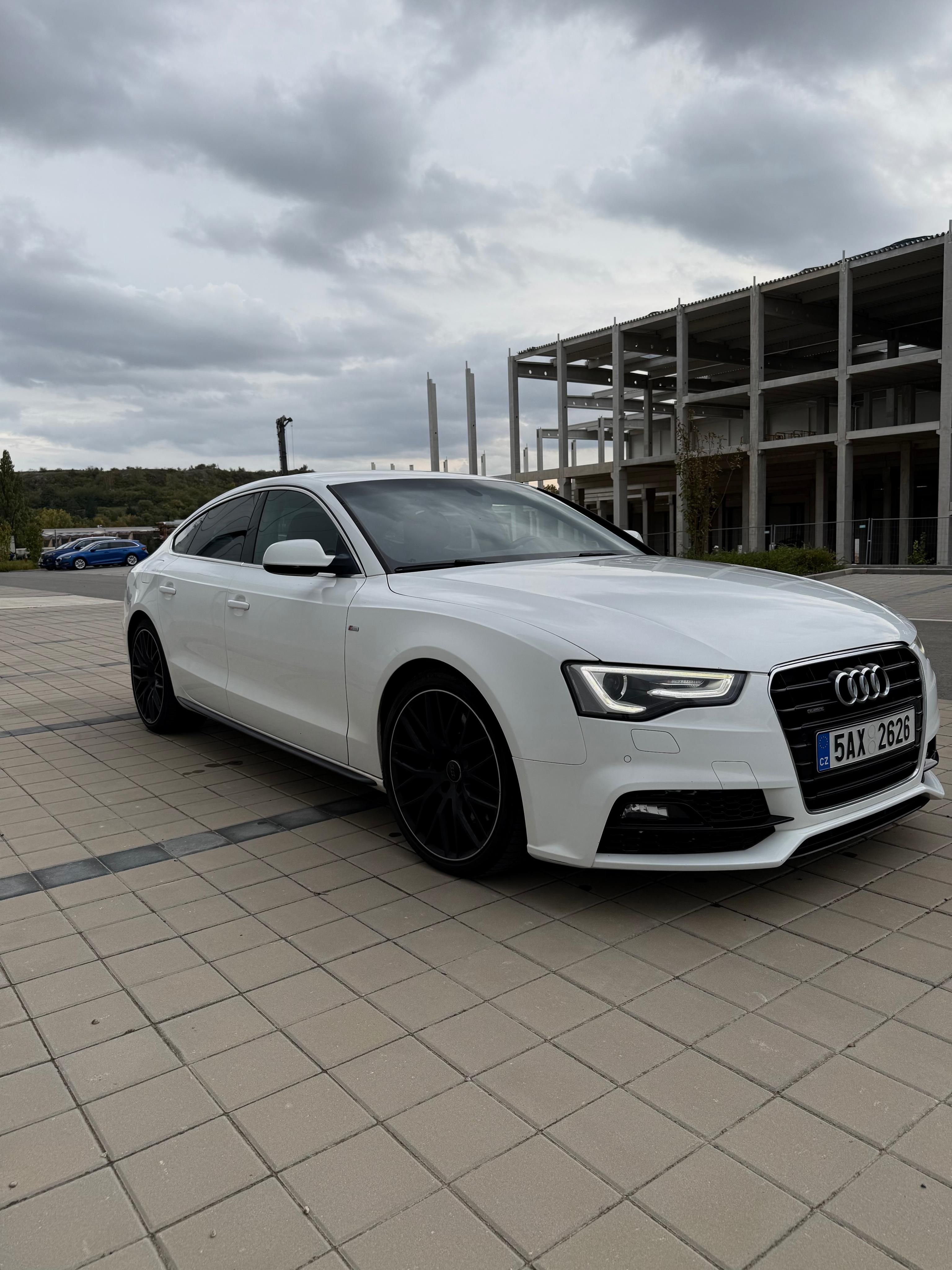 Audi A5, 2.0 TDI 140kw S-line 2 majitel - fotka 3
