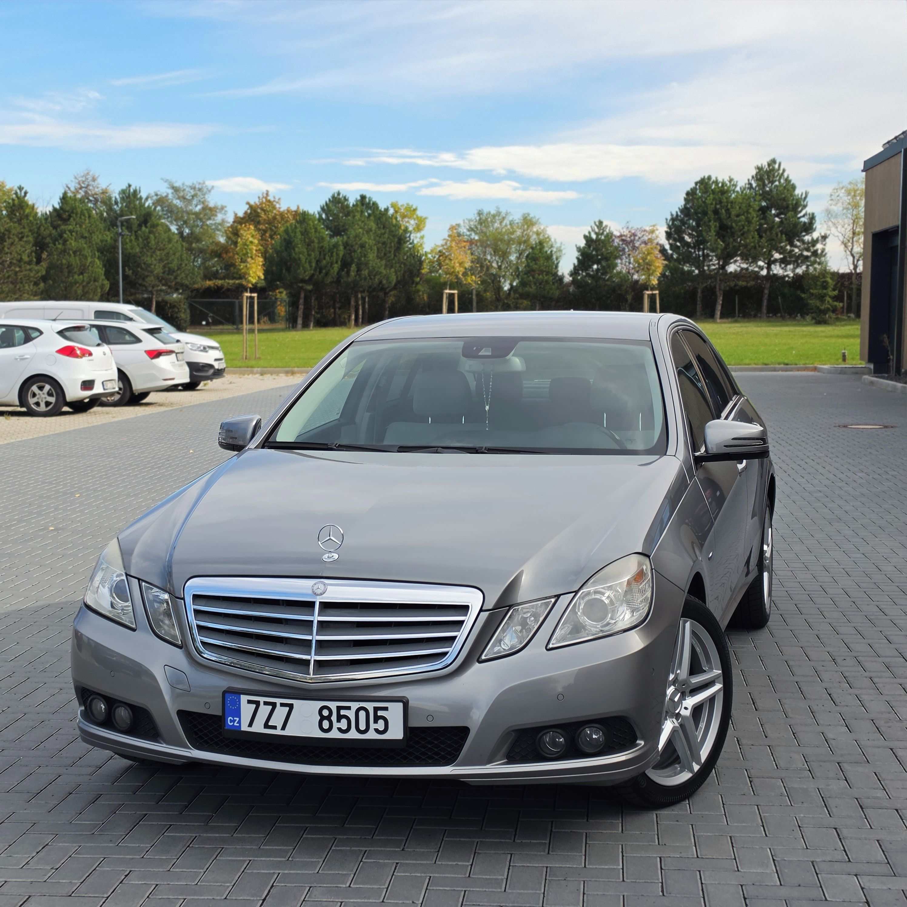 Mercedes-Benz Třídy E, 2.2 CDI, E250, 150KW, Automat - fotka 5