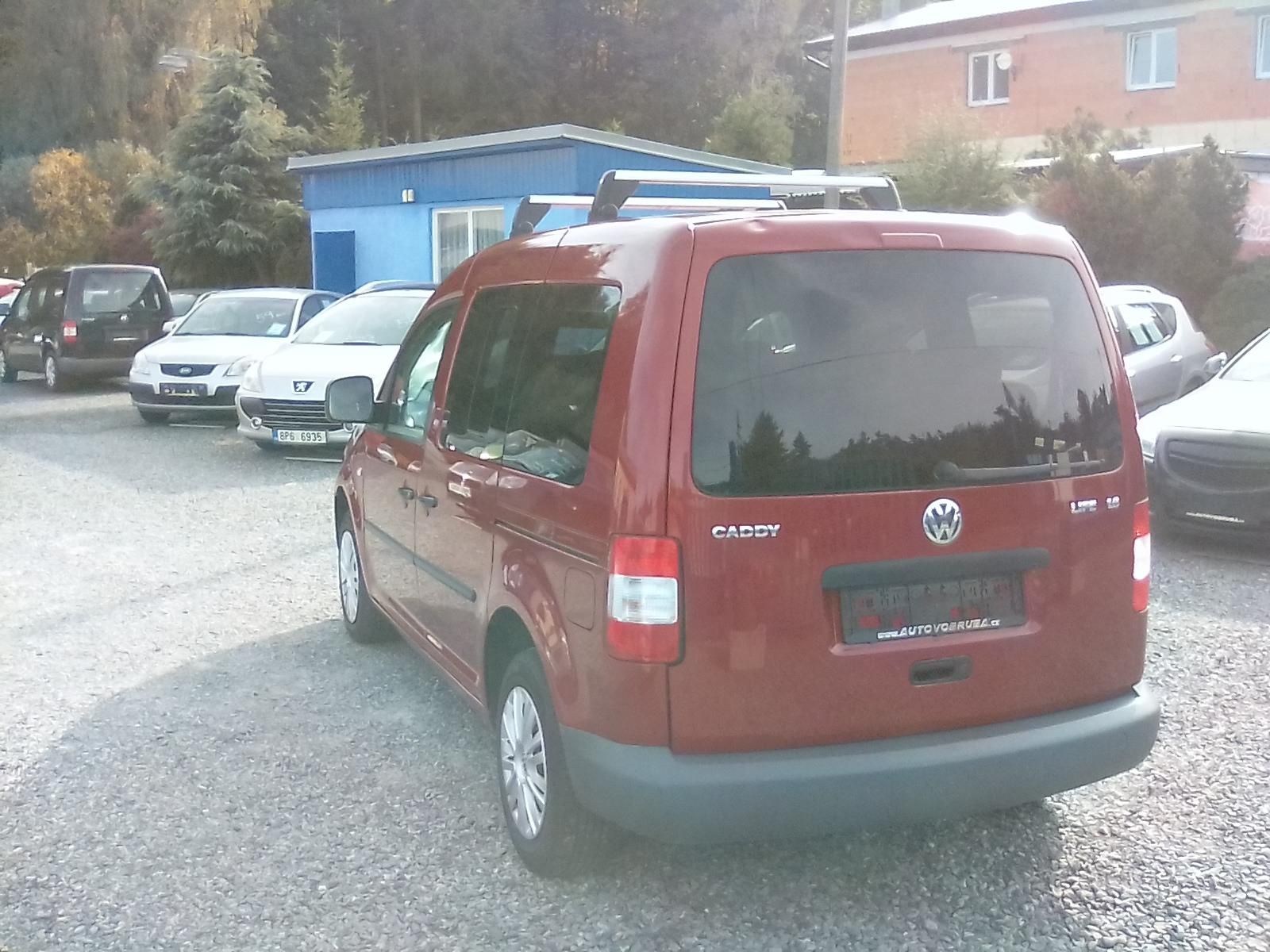 Volkswagen Caddy, 1.6i / 75 KW , 7 míst - fotka 6