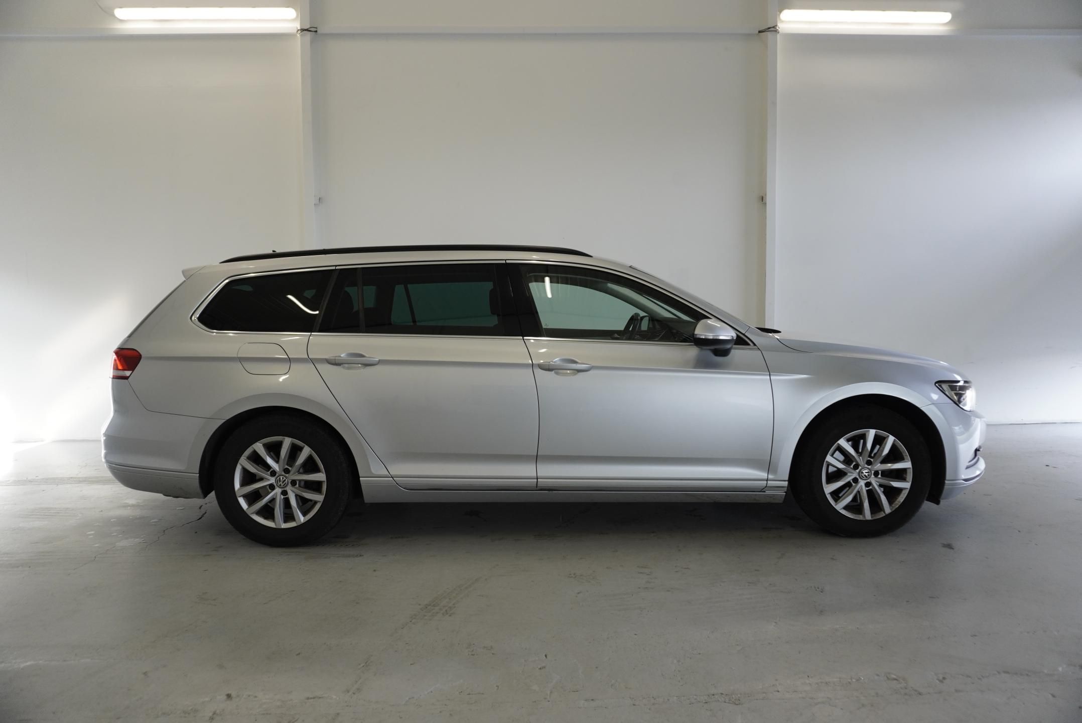 Volkswagen Passat, PASSAT  1,5 TSI FACELIFT AUT. - fotka 4
