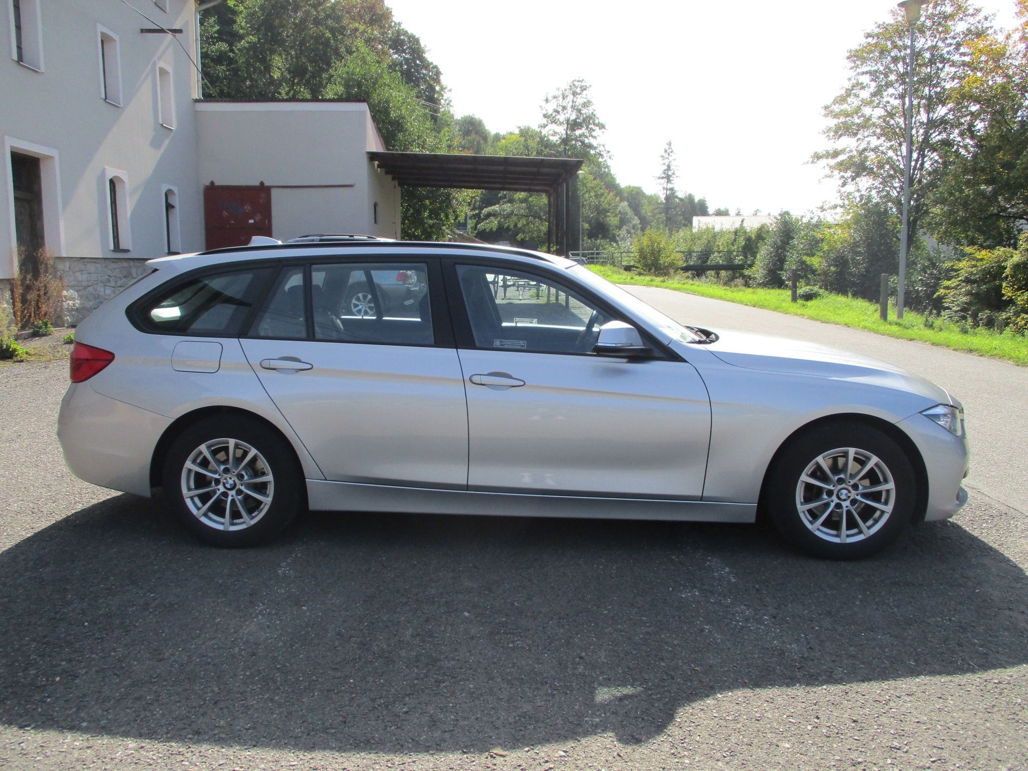 BMW Řada 3, 318 D - vč. DPH - fotka 6