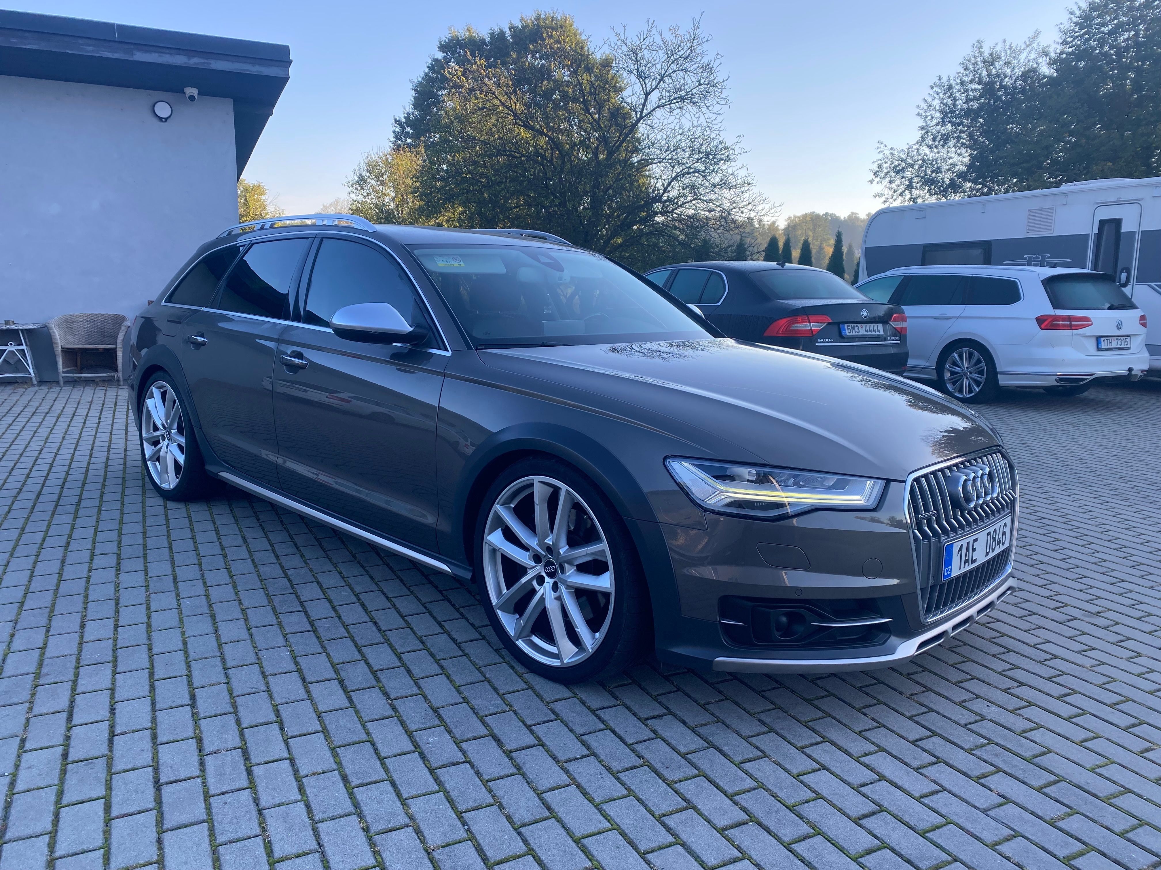 Audi A6 allroad, 3.0 BiTDI V6 235kW Facelift - fotka 4