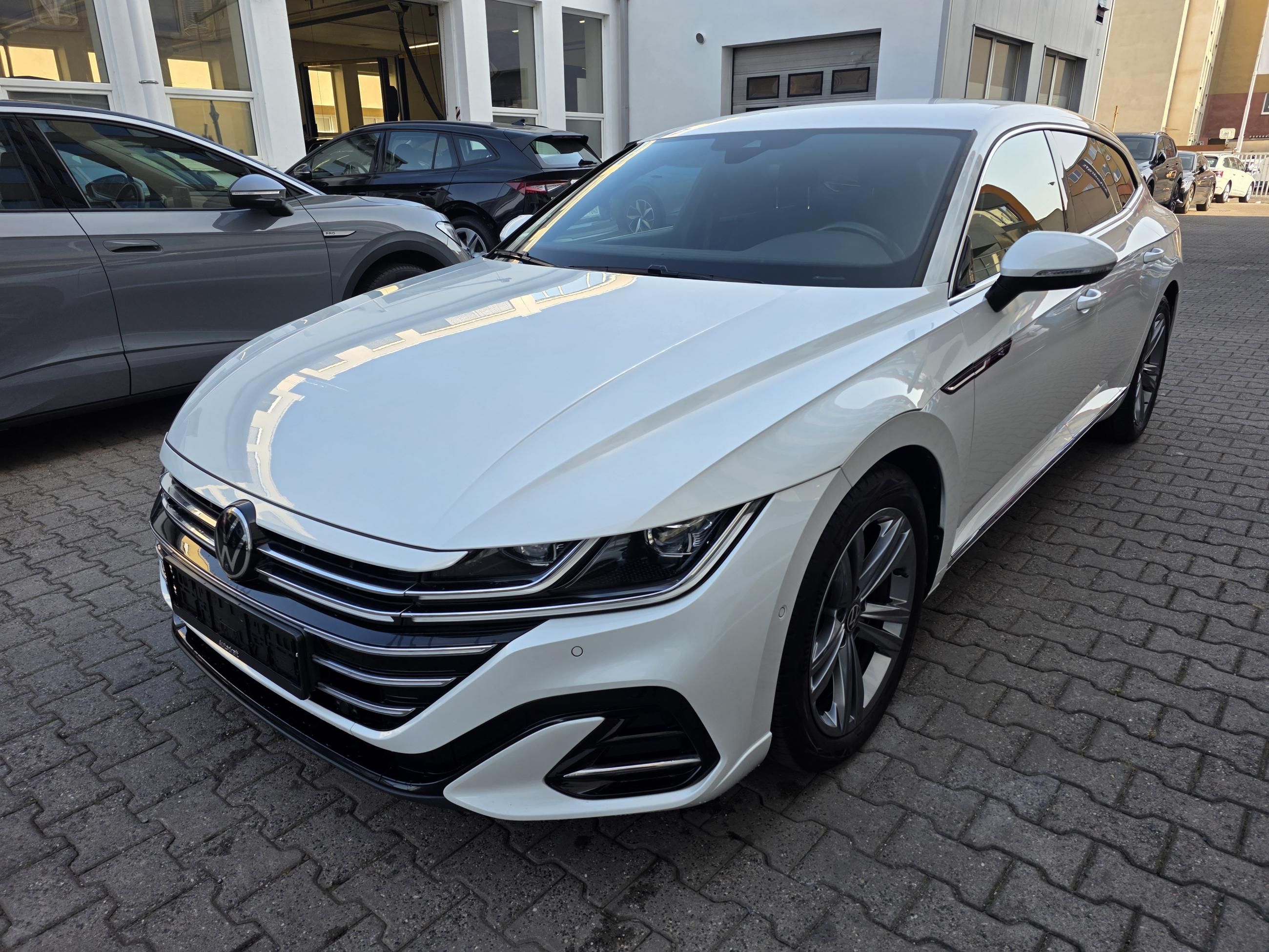 Volkswagen Arteon Shooting Brake, TSI 140kW DSG R-Line / Webasto - fotka 2