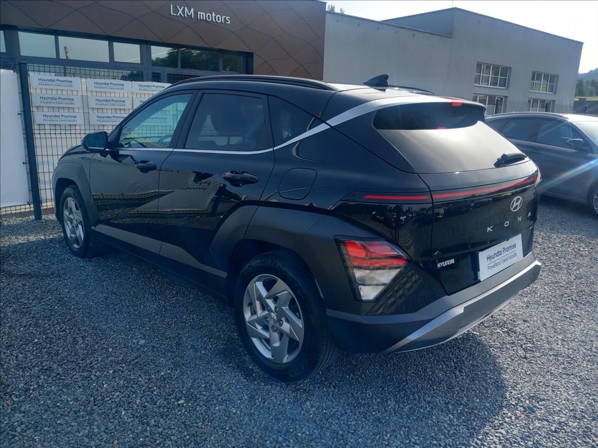 Hyundai Kona, 1,6 T-GDI SMART DCT 4x4 TECHN. - fotka 6