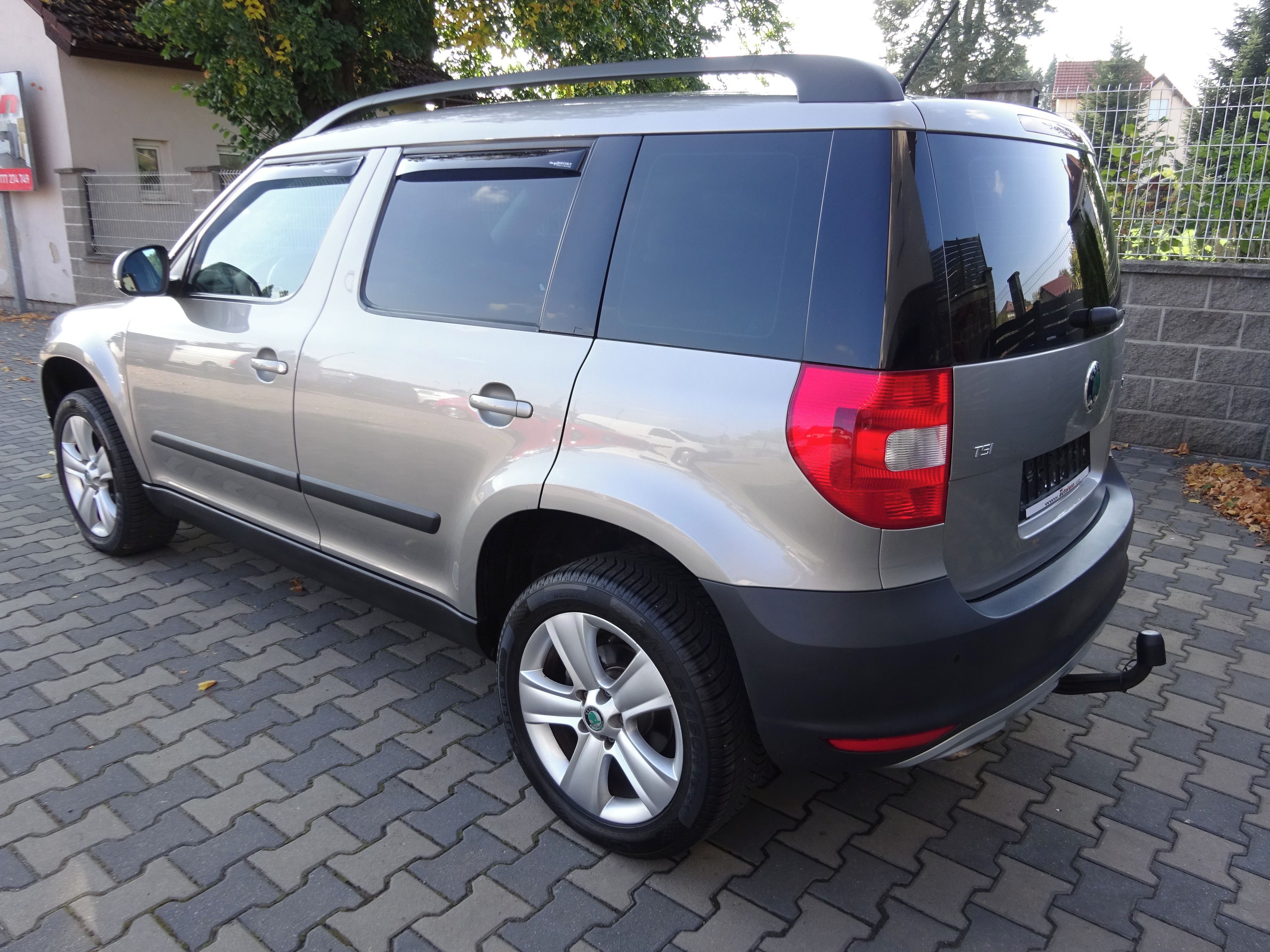 Škoda Yeti, 1.4TSi 90kW.Family. Serv.kniha - fotka 5