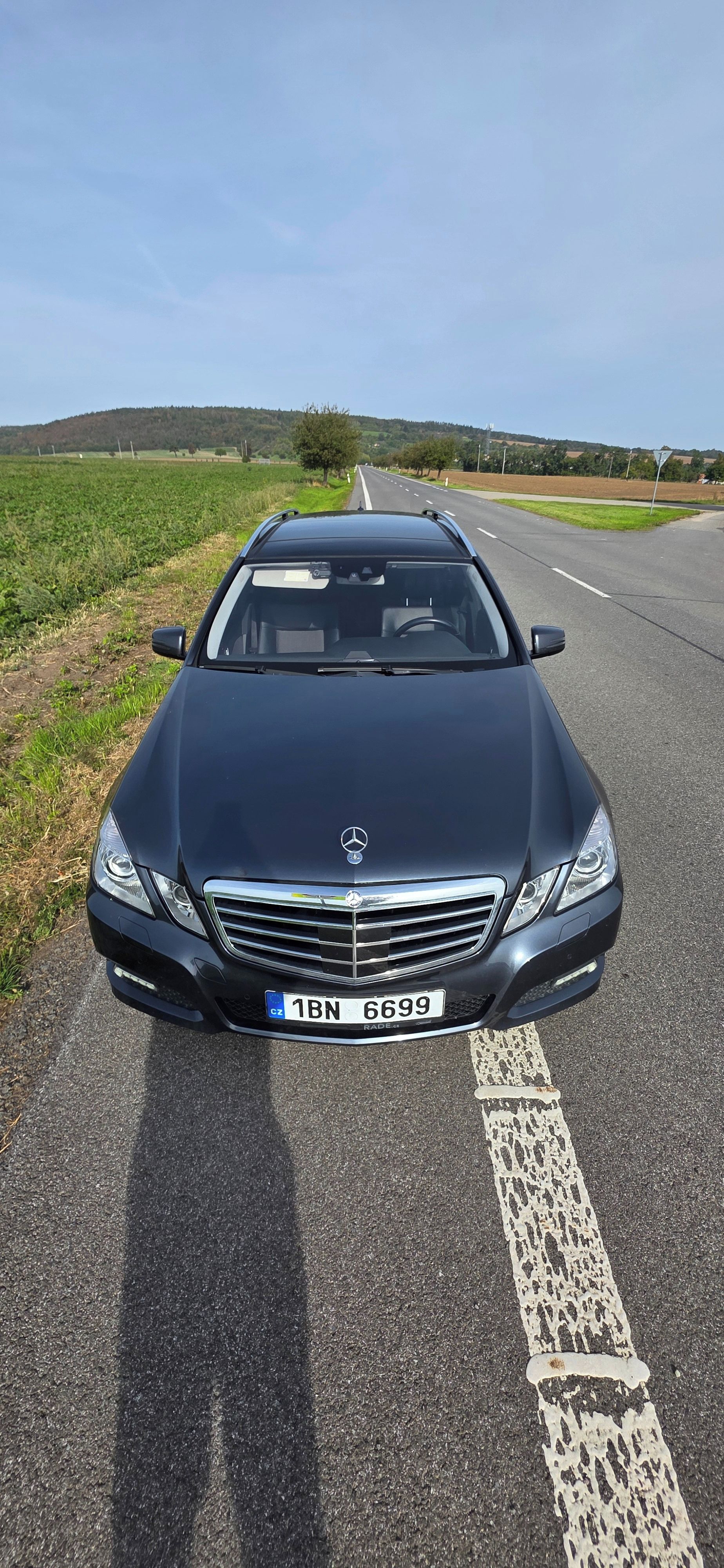 Mercedes-Benz Třídy E, Mercedes-Benz Třídy E 350 CDI - fotka 5