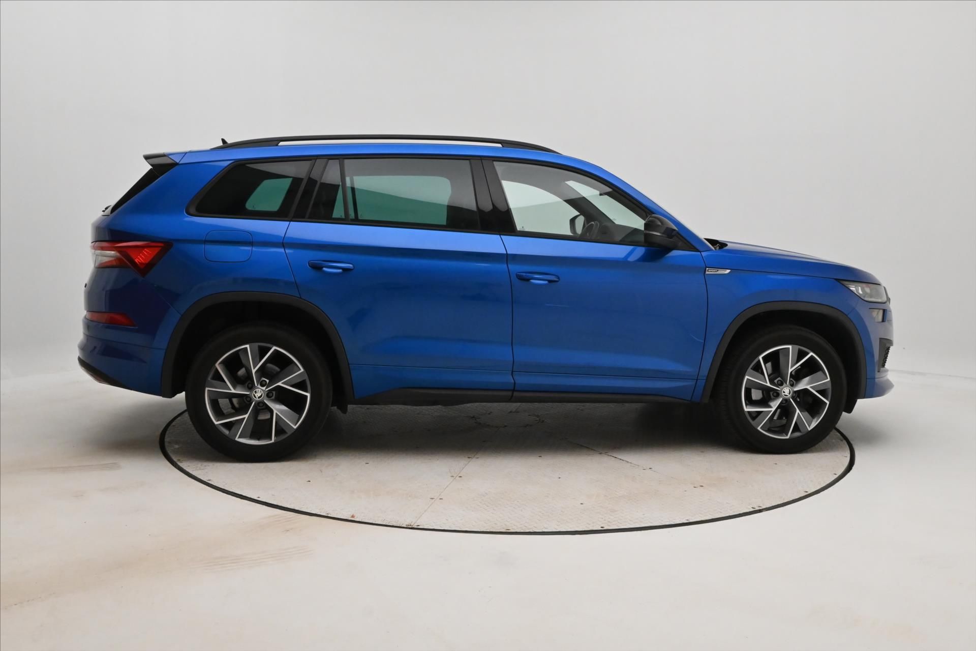 Škoda Kodiaq, 2,0 TDI 147kW Sportline 4x4 Zá - fotka 4