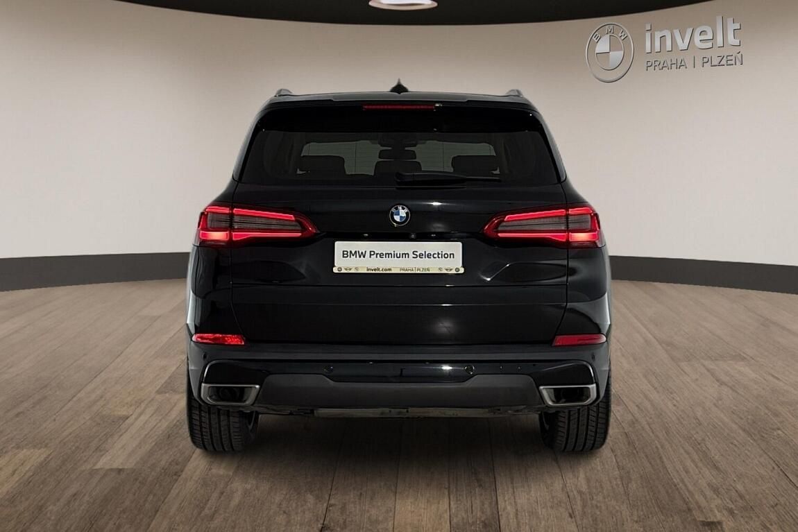 BMW X5, xDrive30d - fotka 4