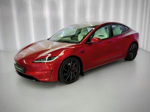 Tesla Model 3, PERFORMANCE HIGHLAND AWD, S3XY