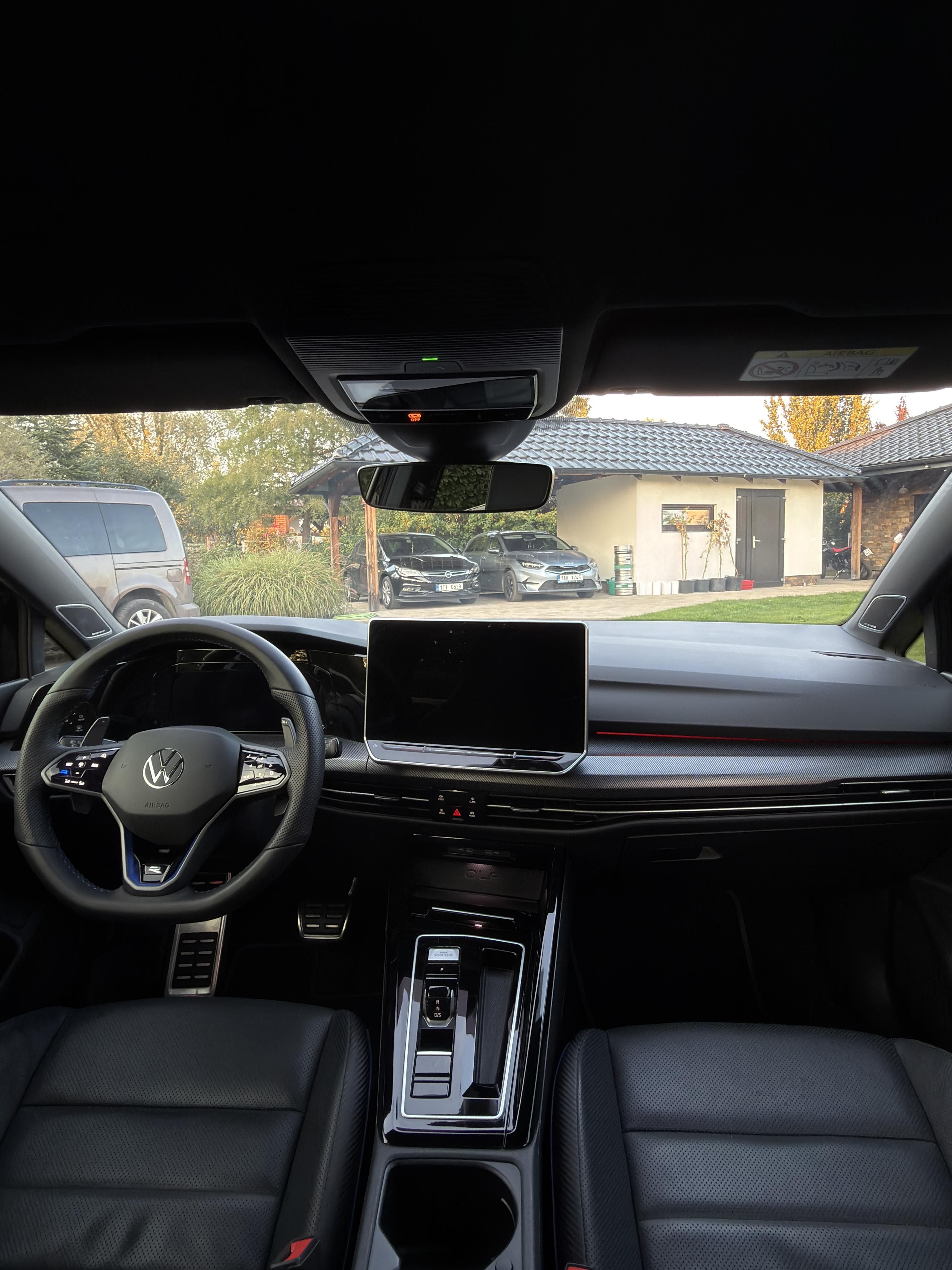 Volkswagen Golf, Volkswagen Golf R 245kw 4M - fotka 5