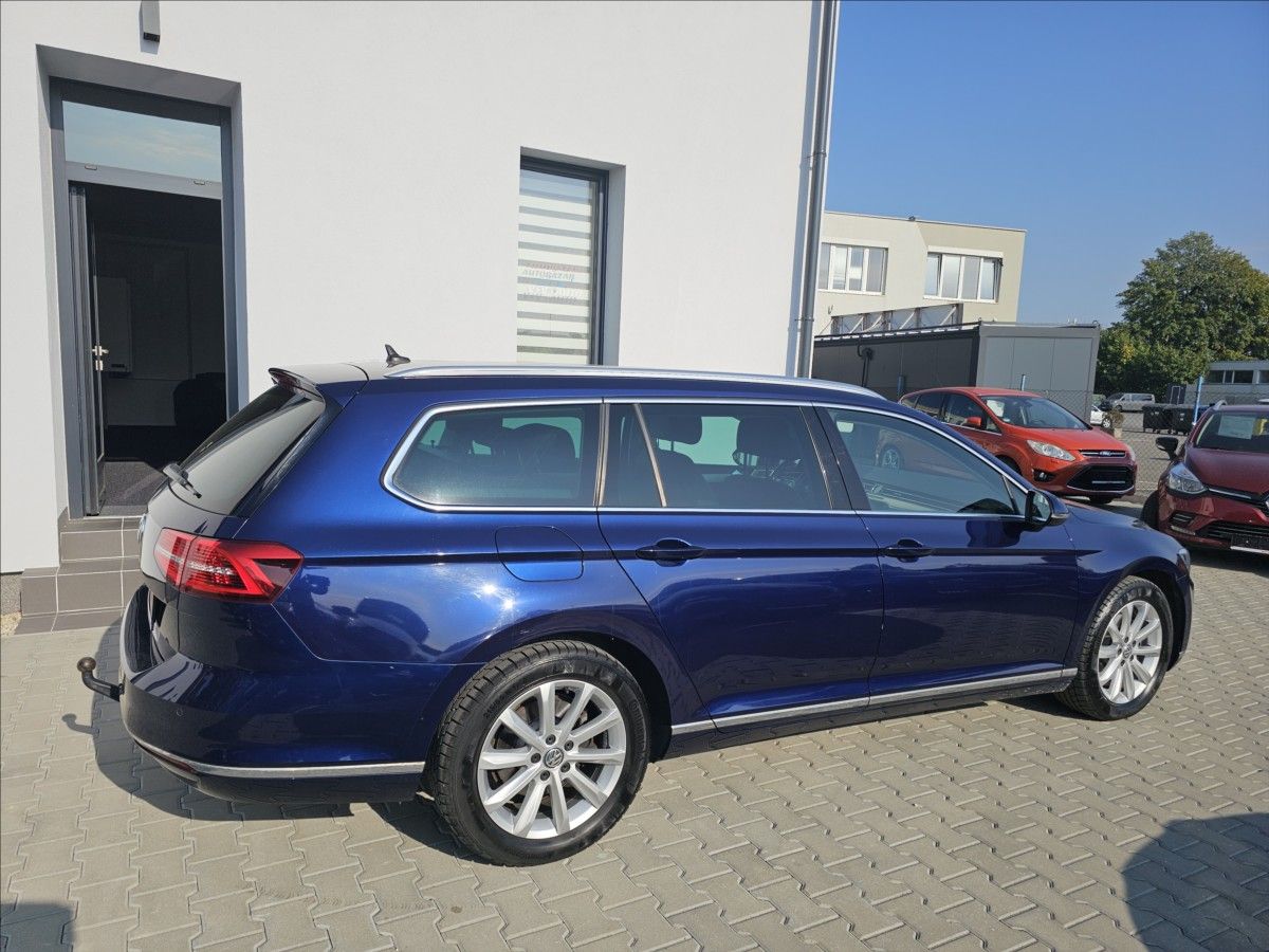 Volkswagen Passat, B8 2,0TDi110kw cOMFORTLINE - fotka 6