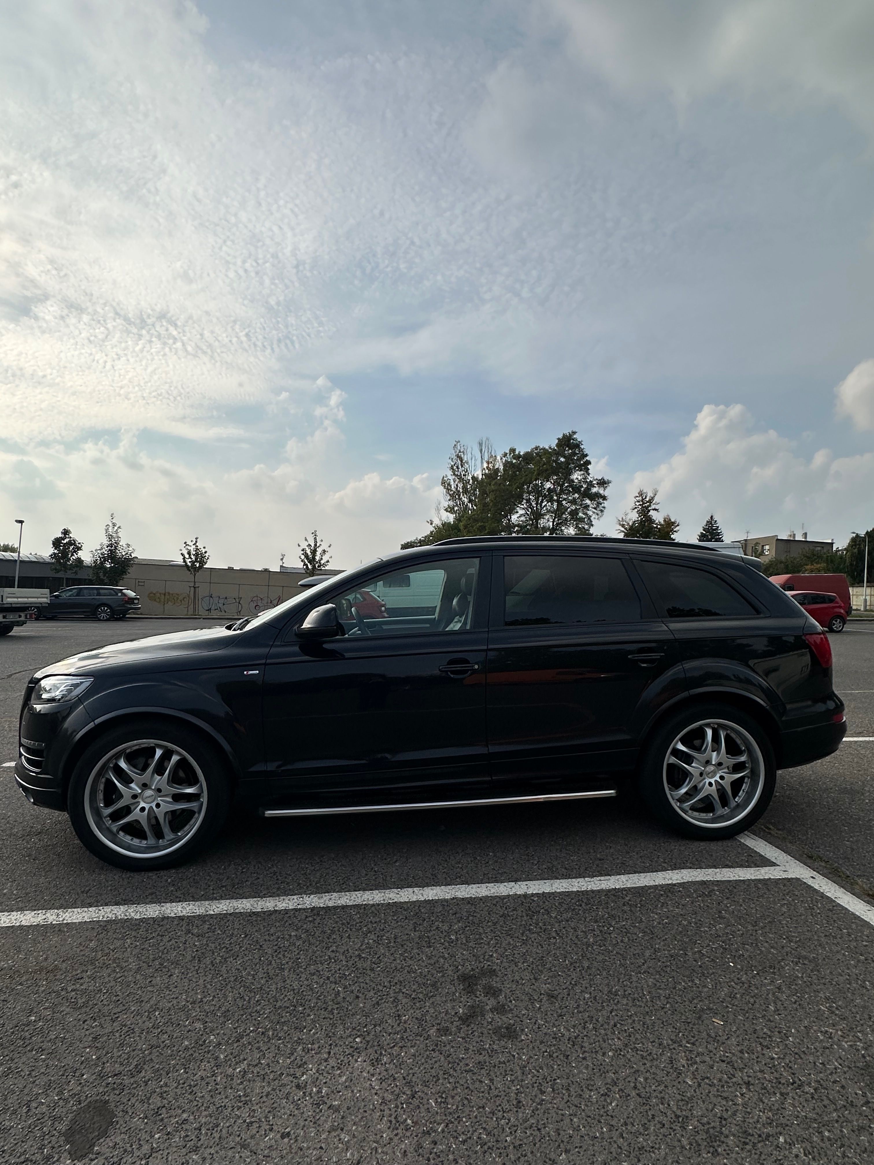 Audi Q7, 3.0 TDI. 180 kW 4*4 - fotka 3