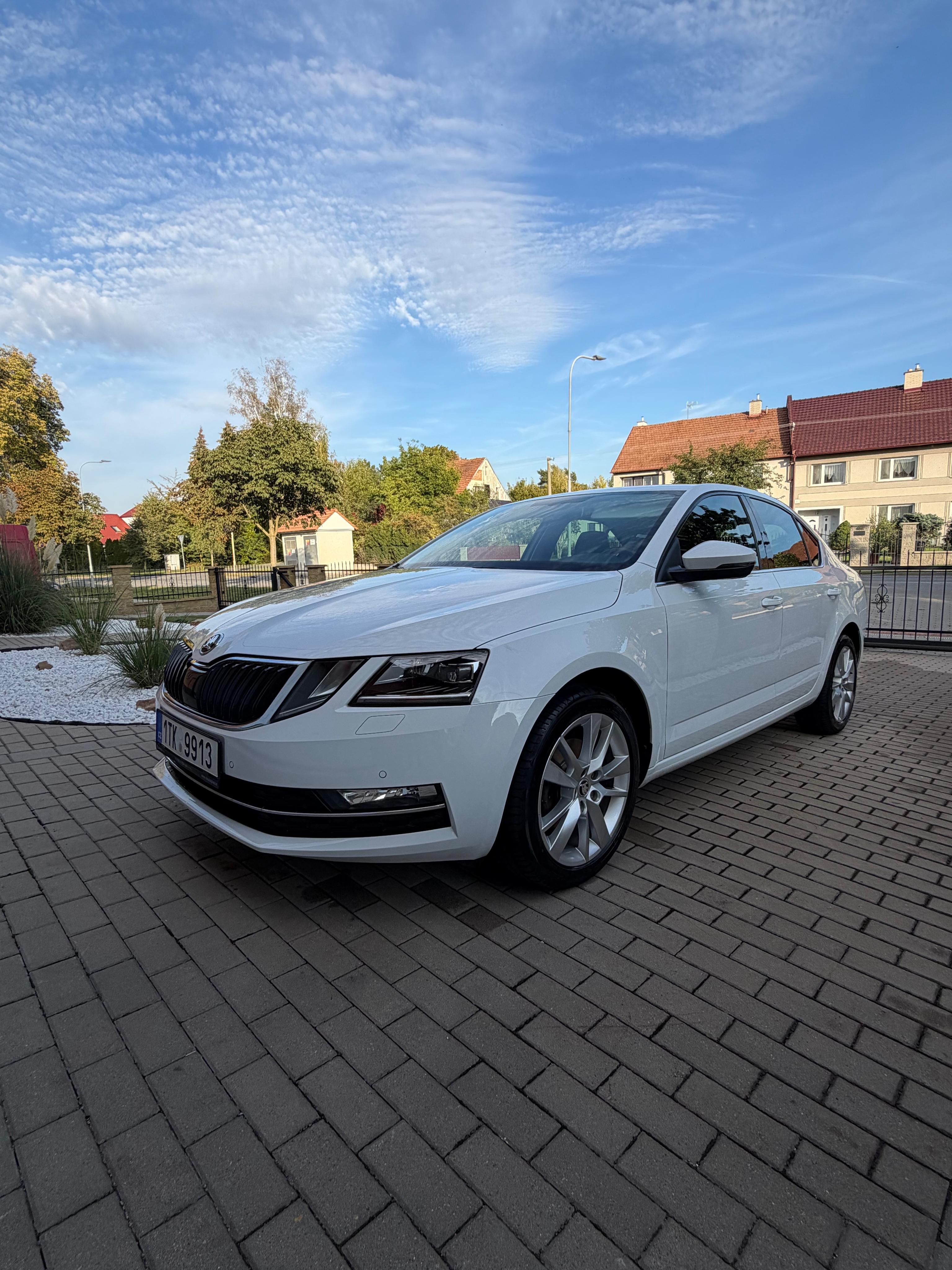 Škoda Octavia, Škoda Octavia 3 2.0TDI DPH - fotka 3