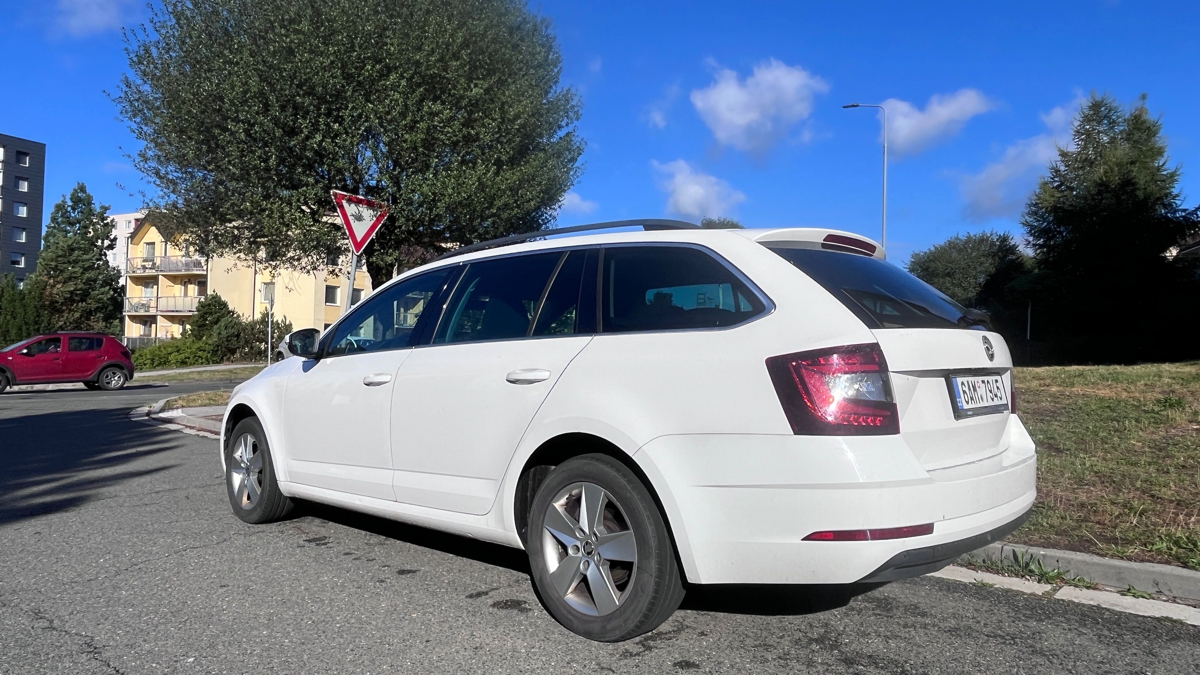 Škoda Octavia - fotka 6