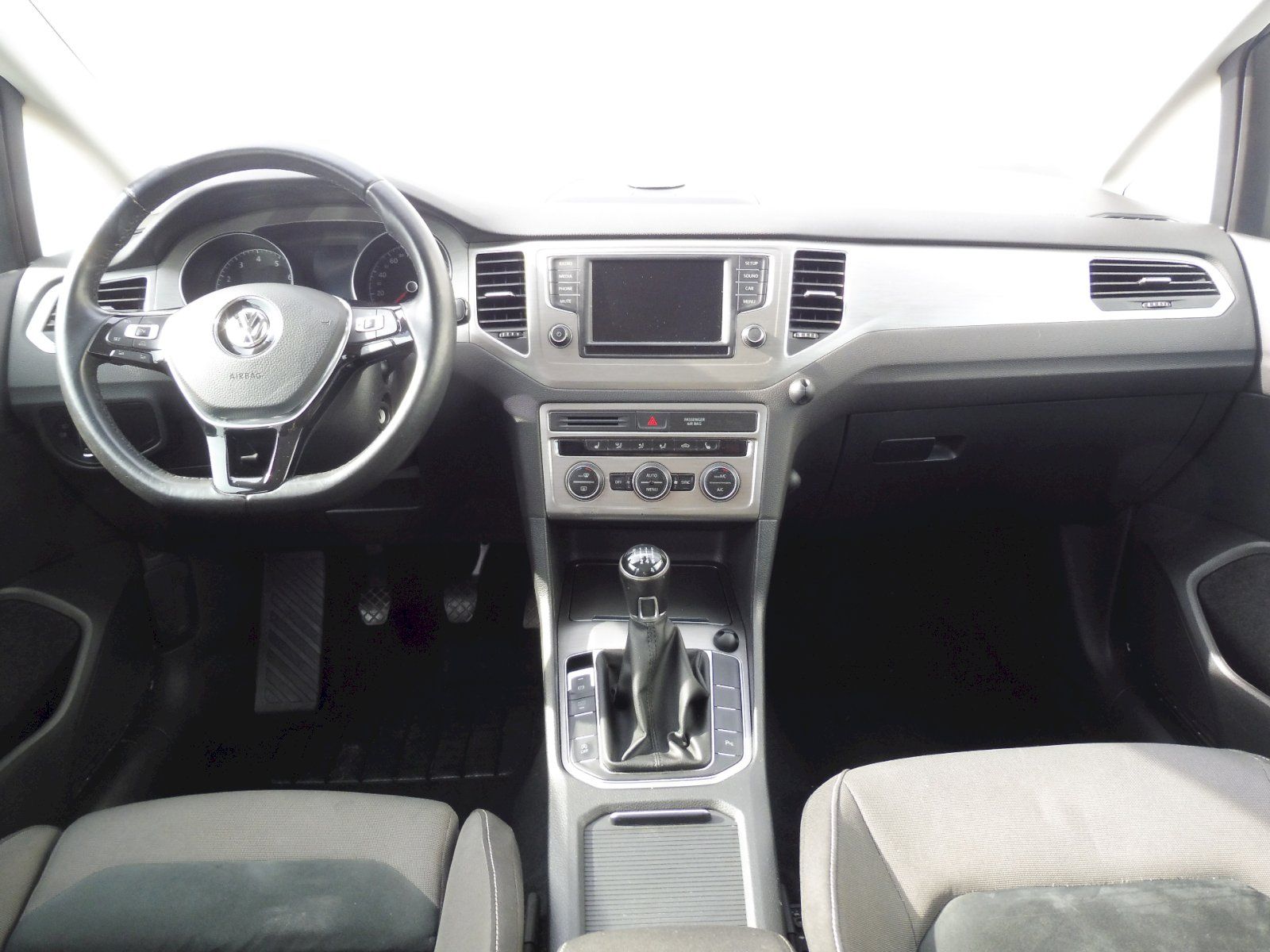 Volkswagen Golf Sportsvan, Comfort Edition 1,4 TSI 92kW - fotka 5