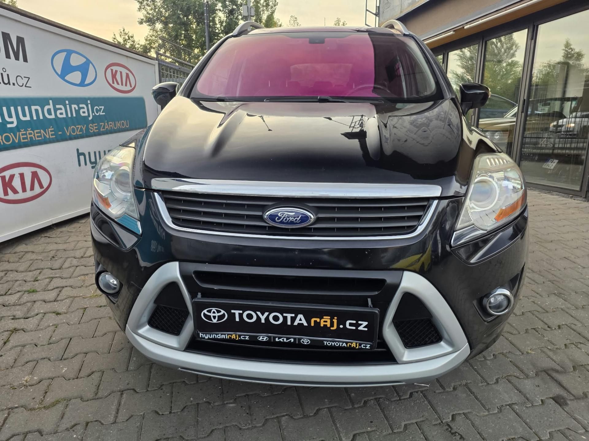 Ford Kuga, 2.0-AUTOMAT-KŮŽE/TEXTIL-ODĚRKY - fotka 5