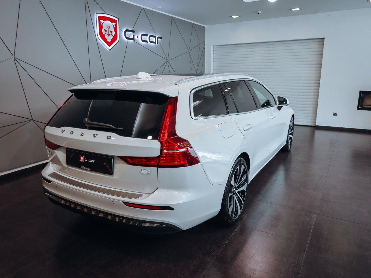 Volvo V60, T6 AWD Recharge Inscription - fotka 5
