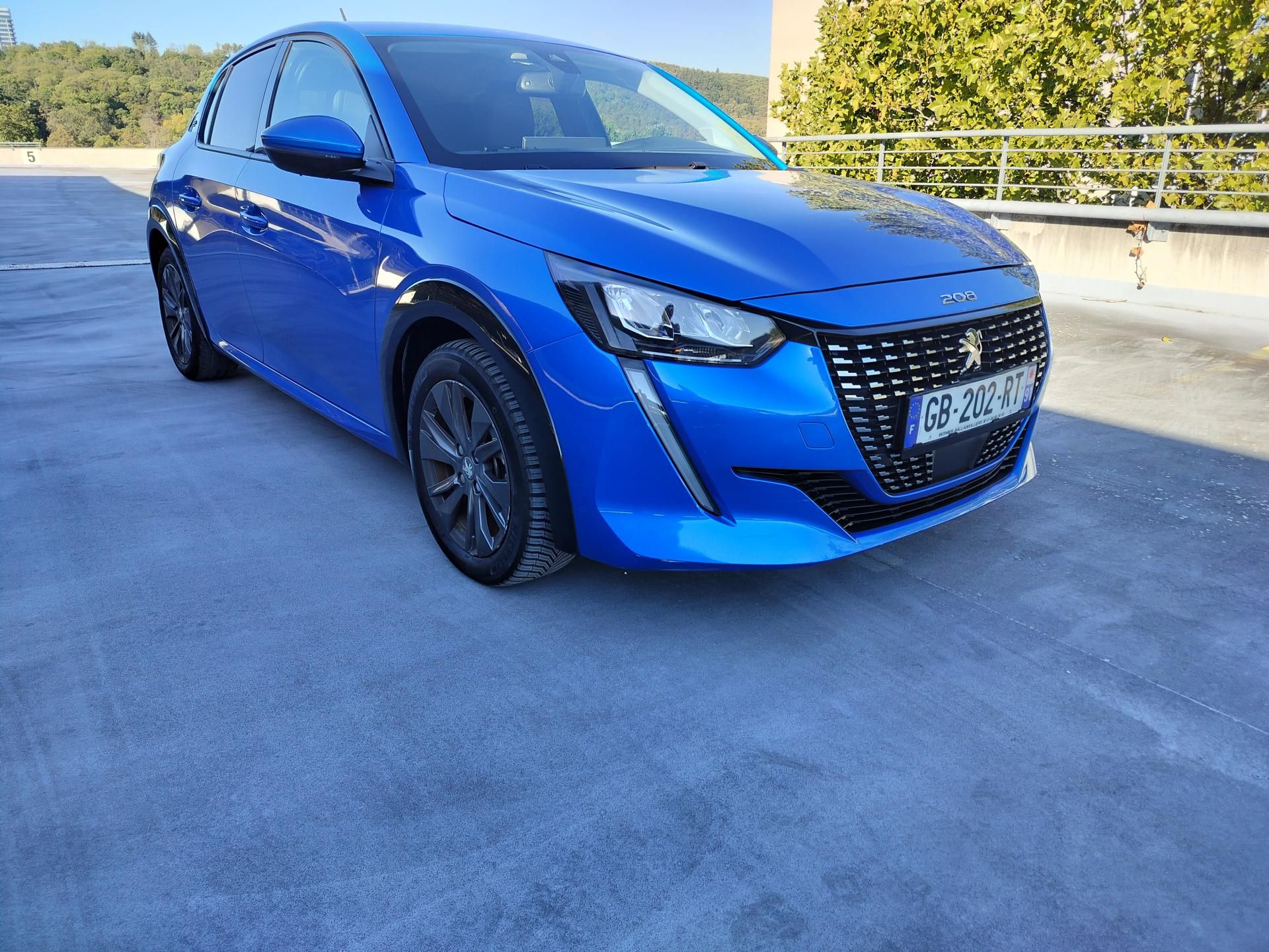 Peugeot 208, e, navigace