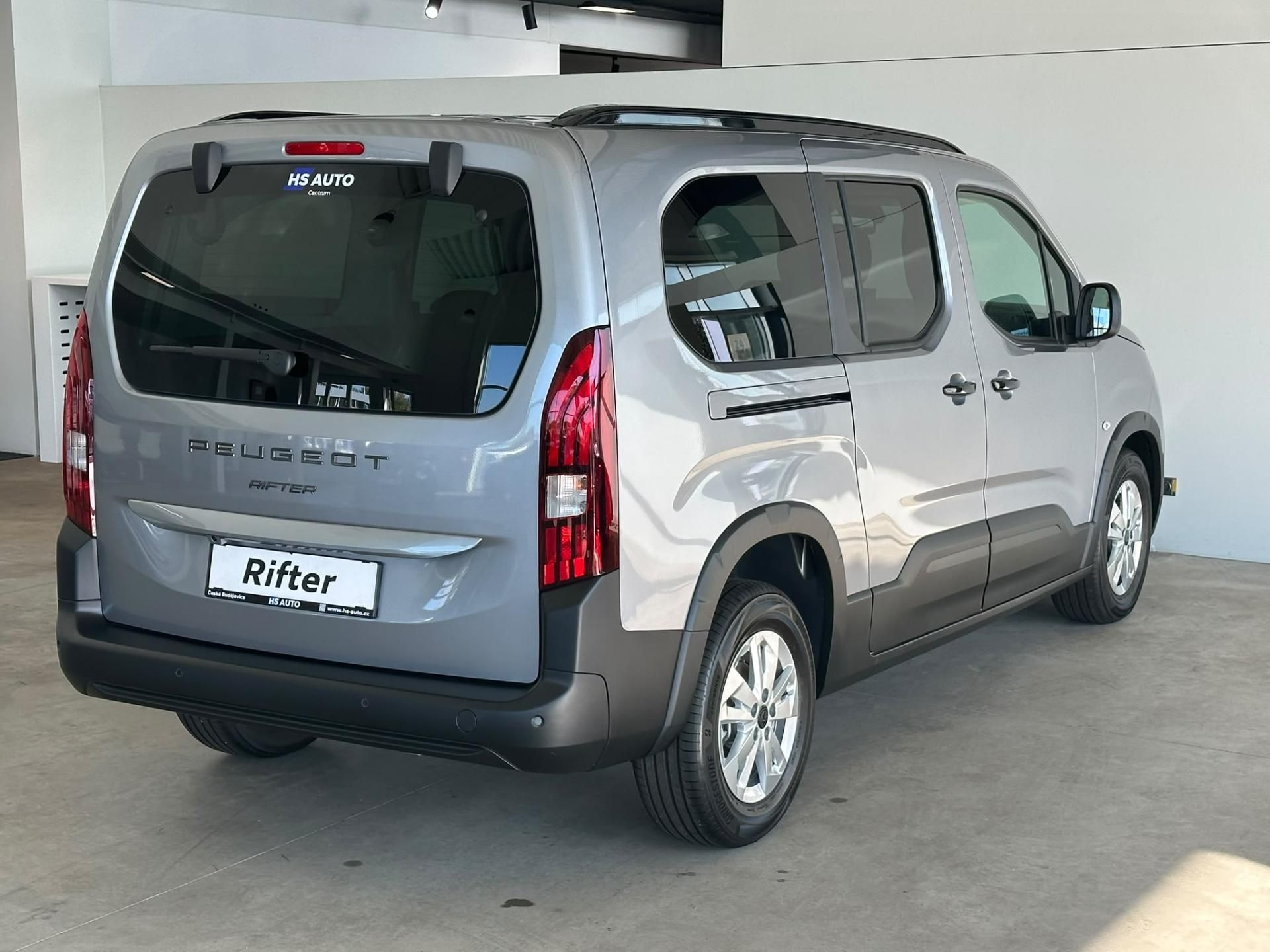 Peugeot Rifter, LONG ALLURE BlueHDi 130 EAT8 - fotka 4