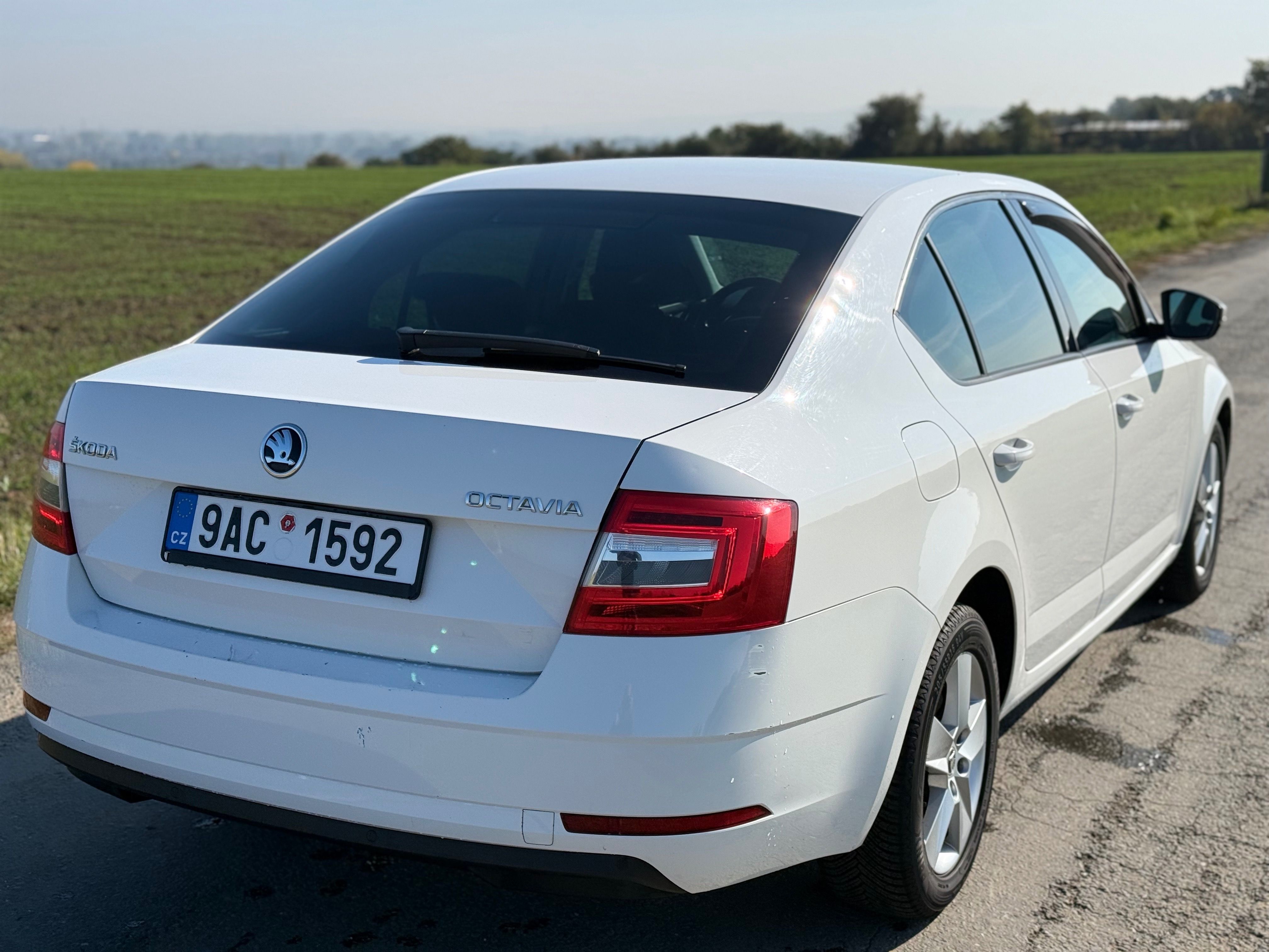 Škoda Octavia, Octavia 3 1,6TDI 85Kw - fotka 4