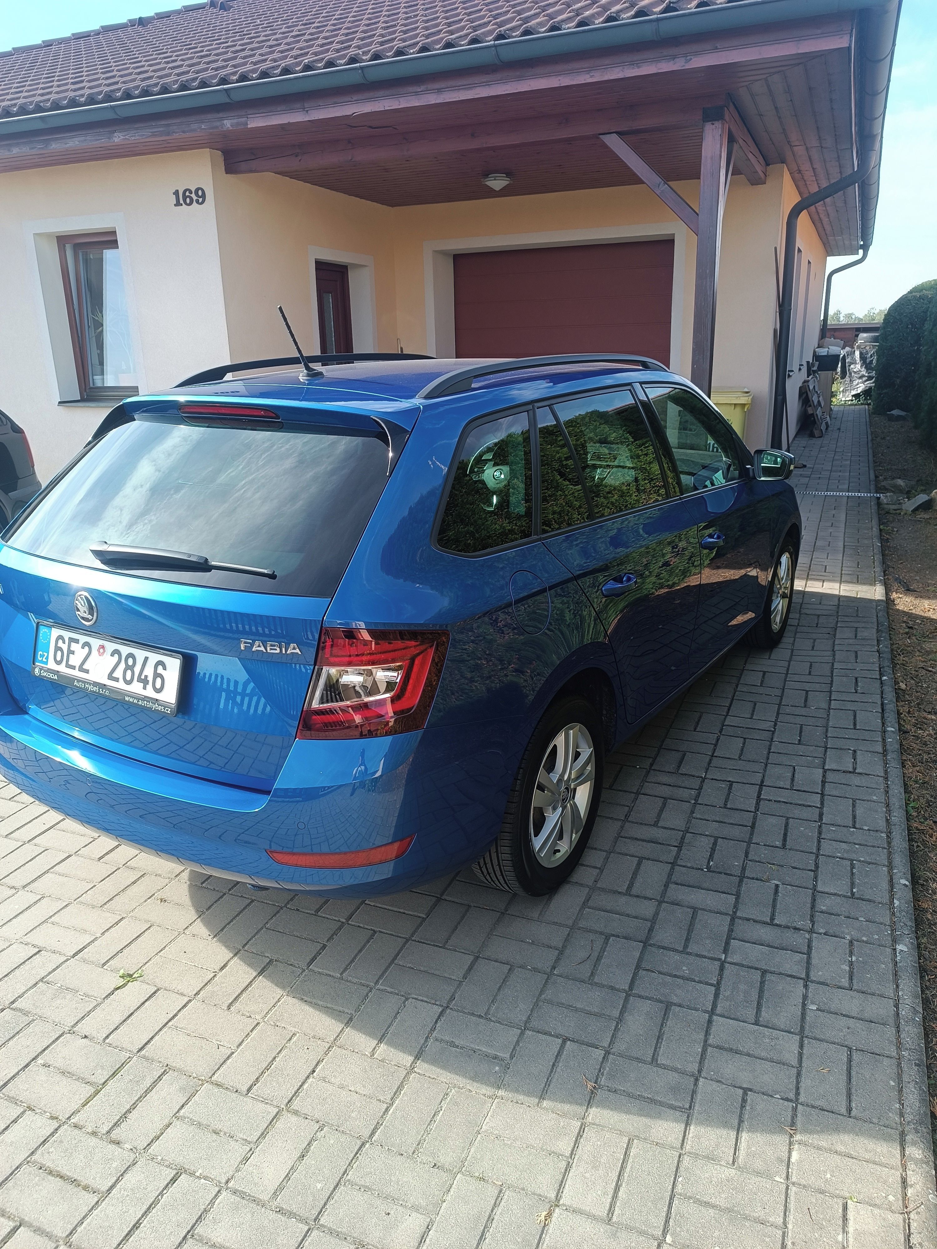 Škoda Fabia, Škoda Fabia Combi 1.0 TSI 70kW - fotka 3