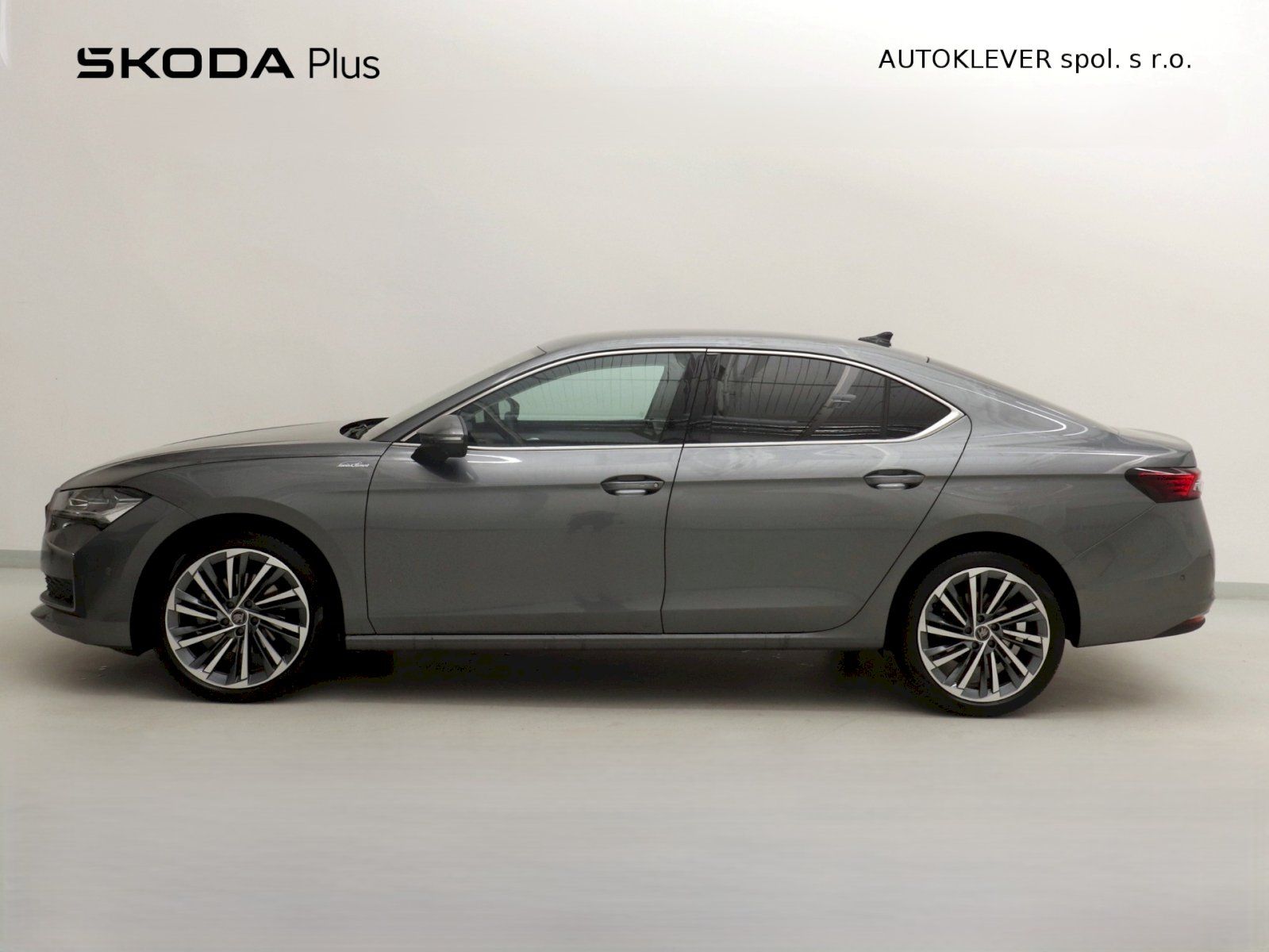 Škoda Superb, L&K DSG 2.0TDI 110kW - fotka 3