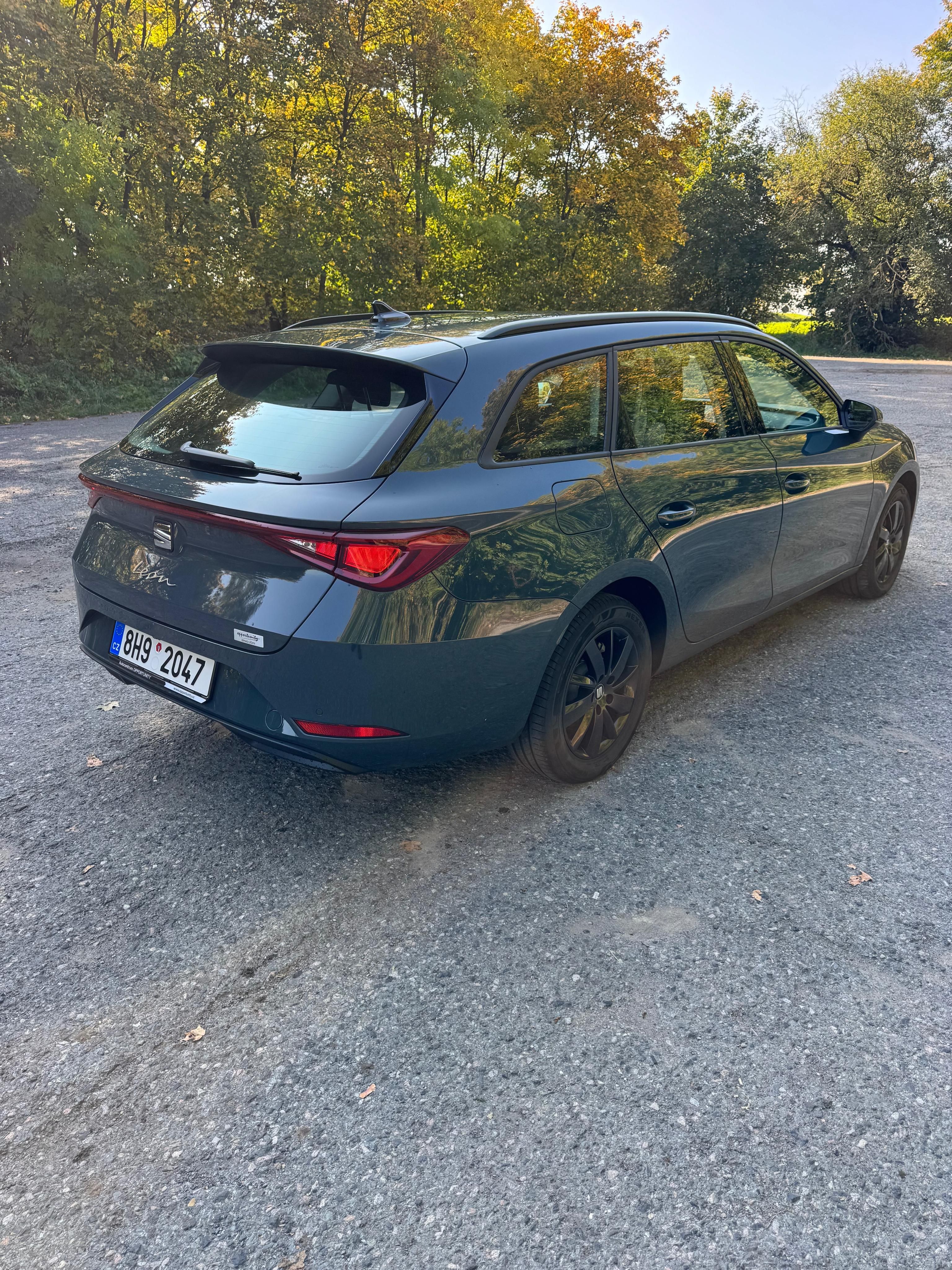 Seat Leon, Style 1.5 TSi 85kw ,jen 5800km - fotka 6