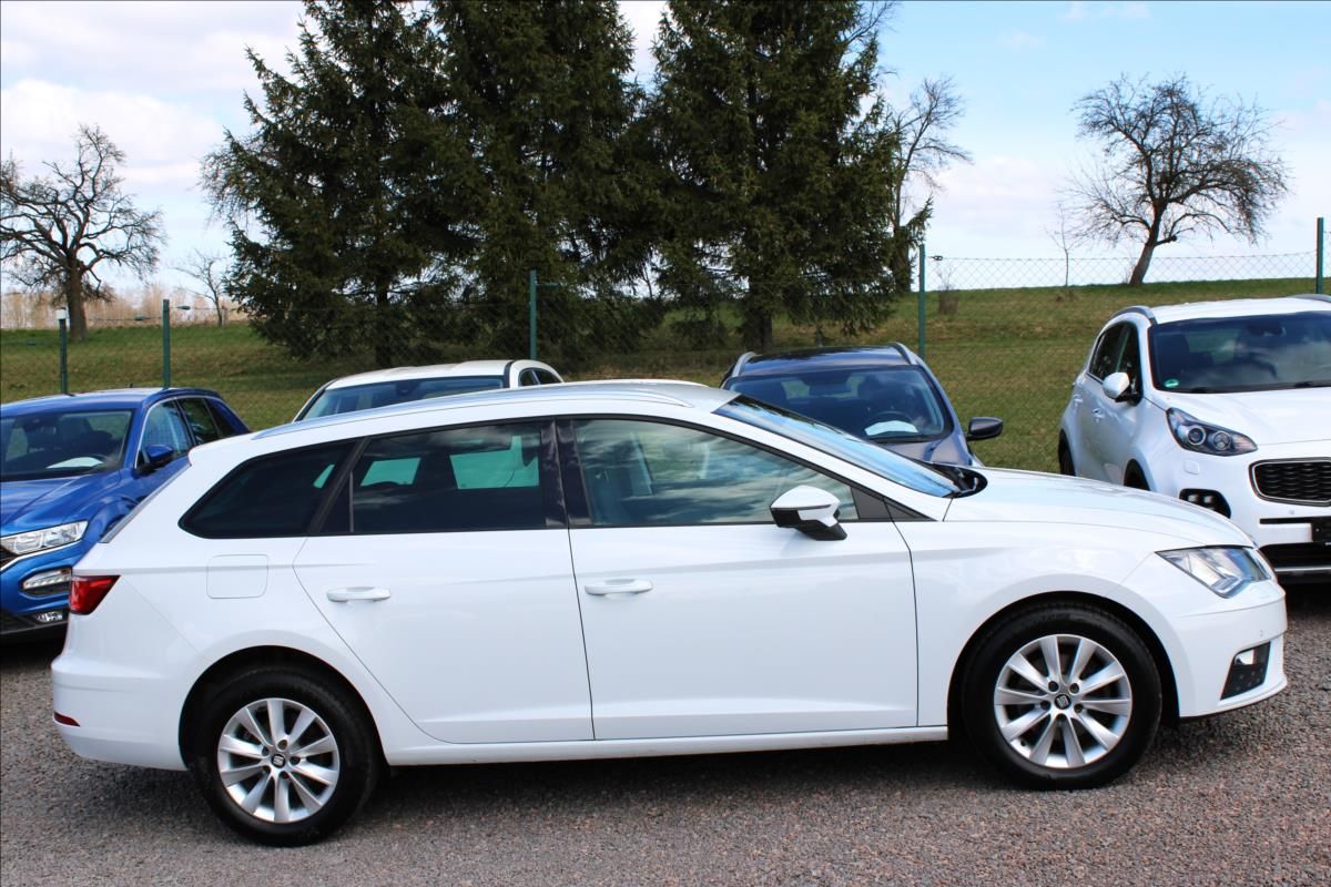 Seat Leon, 1,6 TDi ST 85kW STYLE,serviska - fotka 4