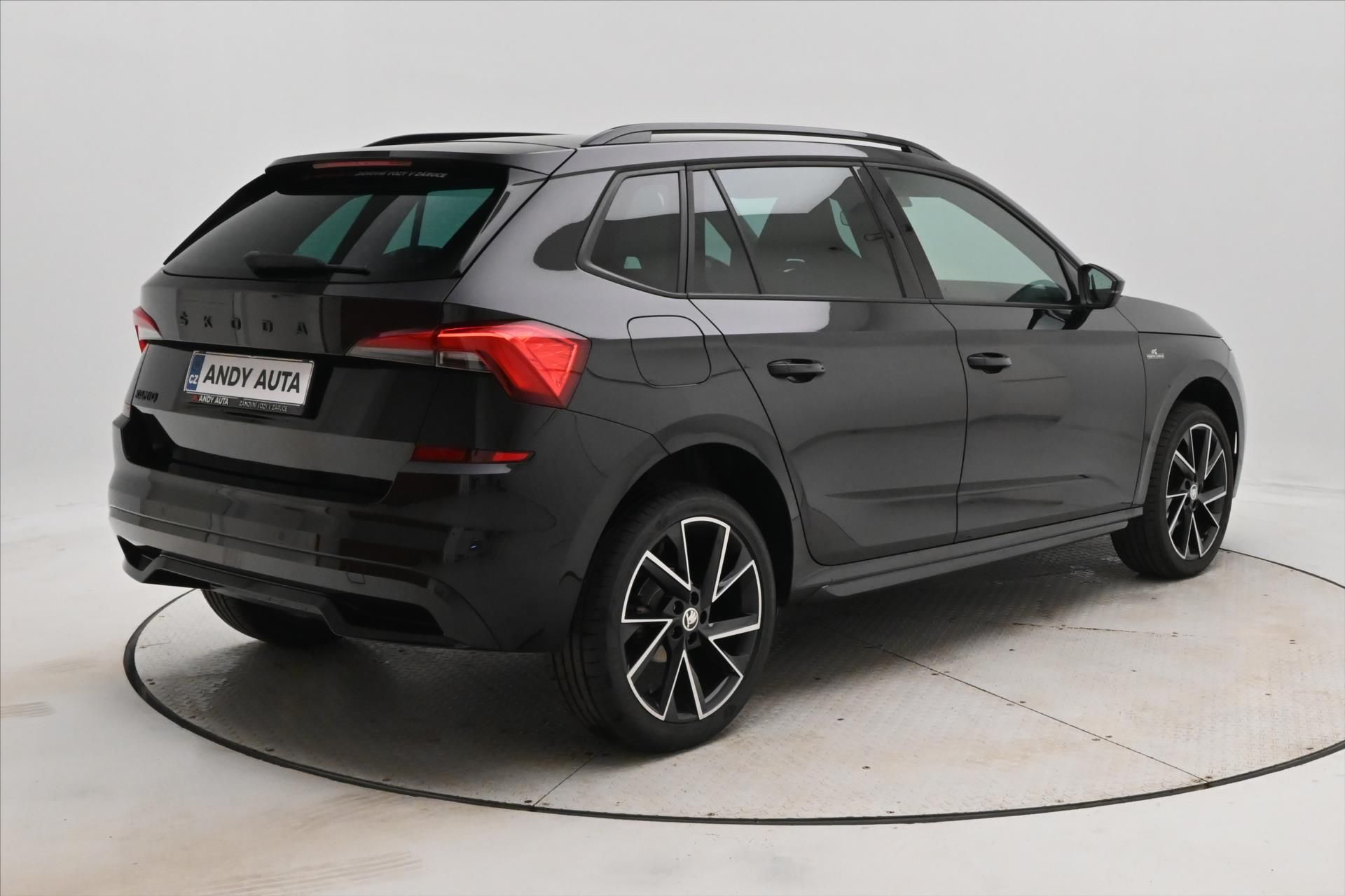 Škoda Kamiq, 1,0 TSI 81kW MONTE CARLO Záruk - fotka 5