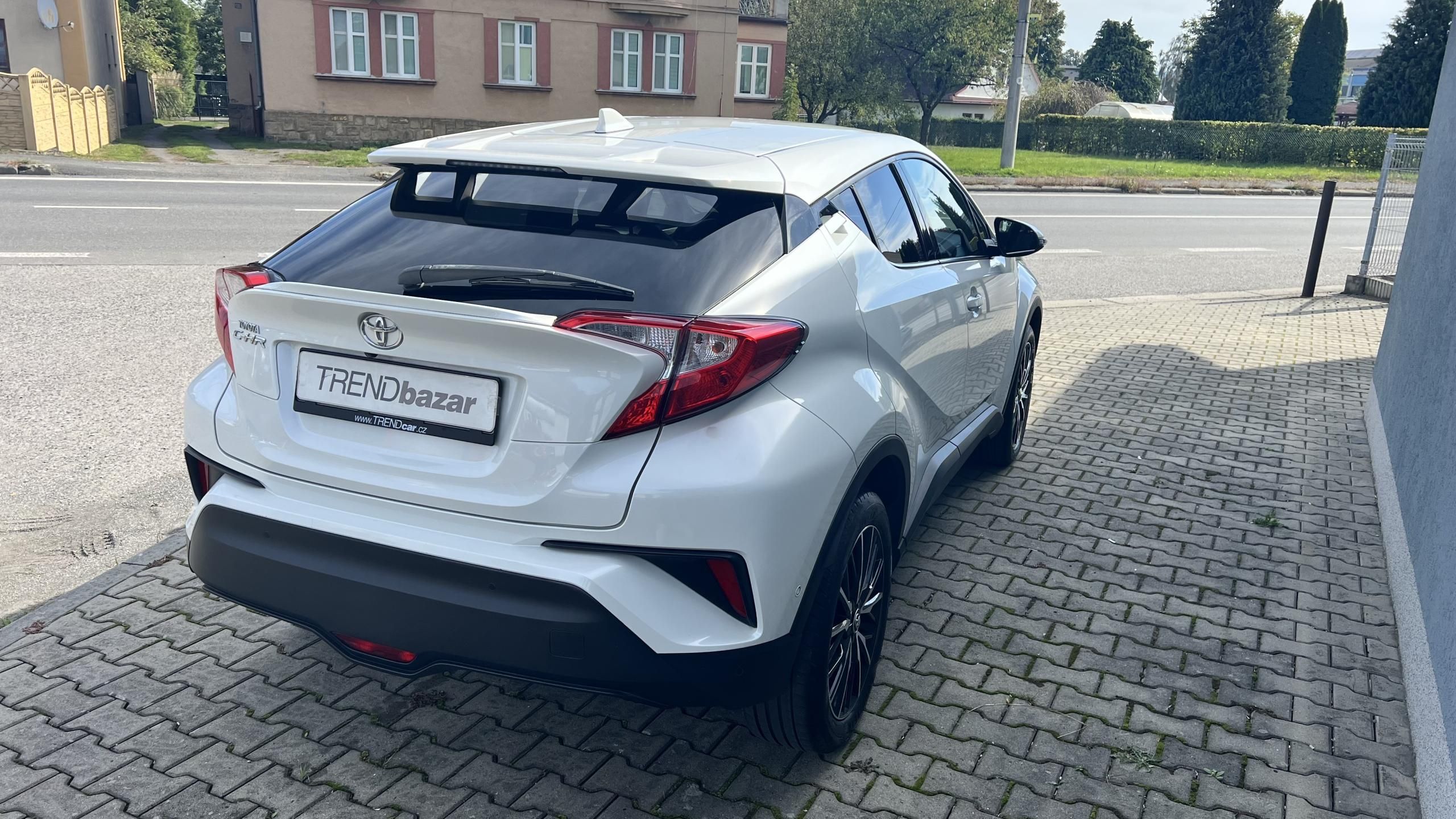 Toyota C-HR, 1.2 Turbo EXECUTIVE - fotka 6