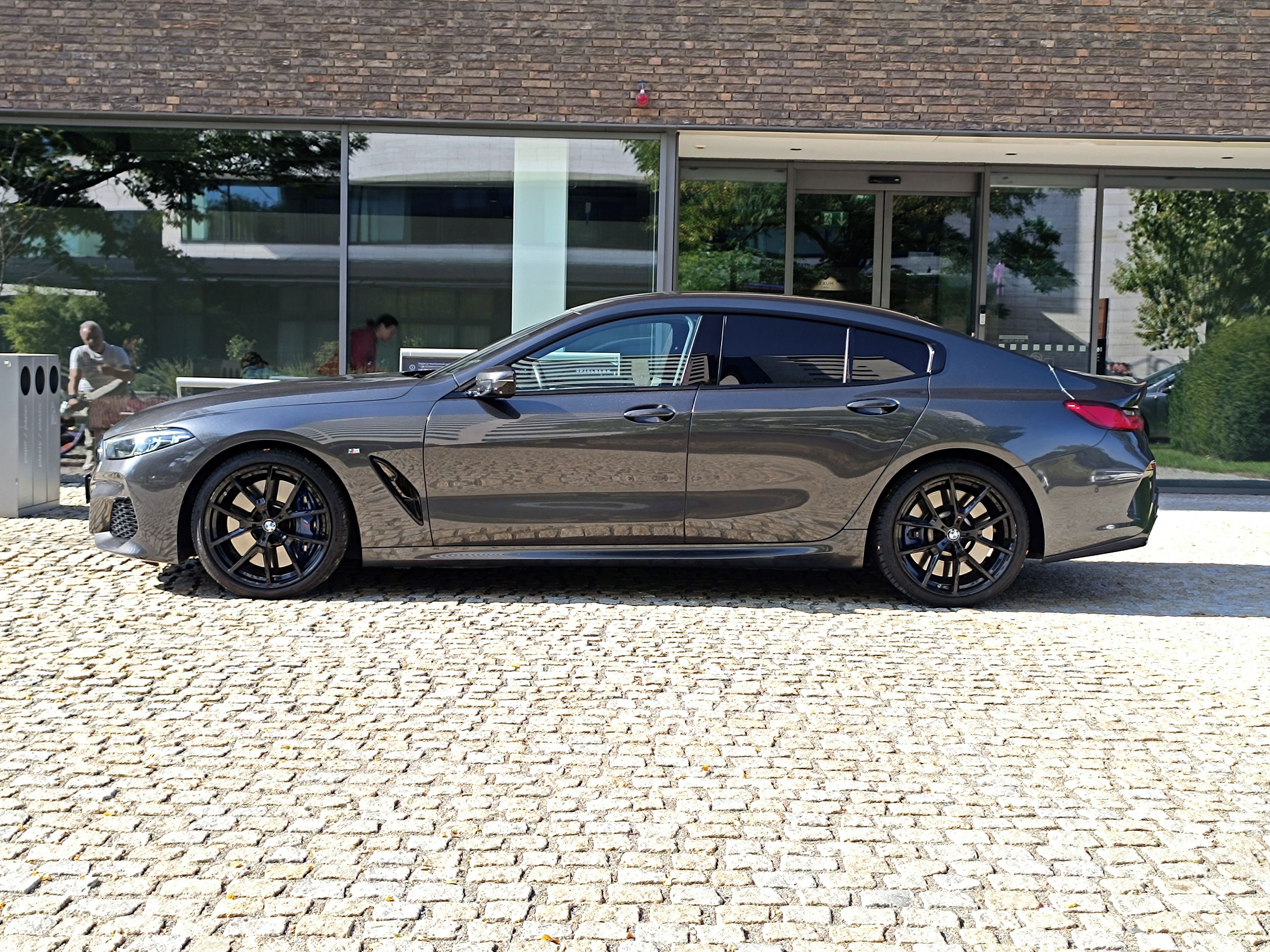 BMW Řada 8, 840d xD GranCoupe, M Technic - fotka 4