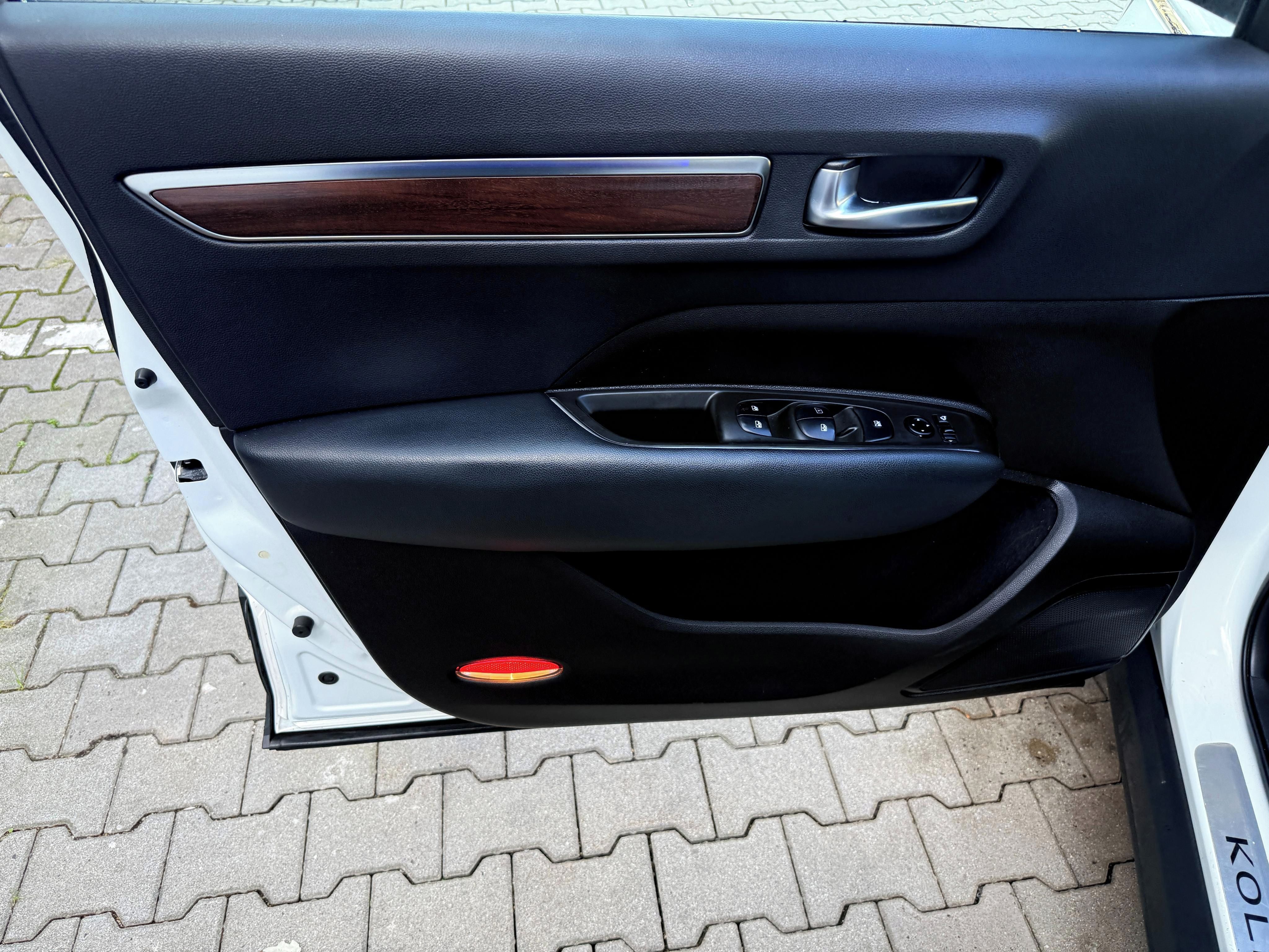 Renault Koleos, 2.0DCi 130kW/177PS 4x4 - fotka 6