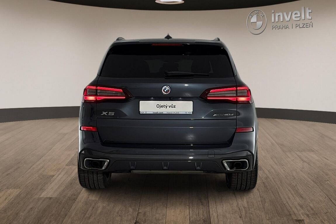 BMW X5, xDrive40d - fotka 4