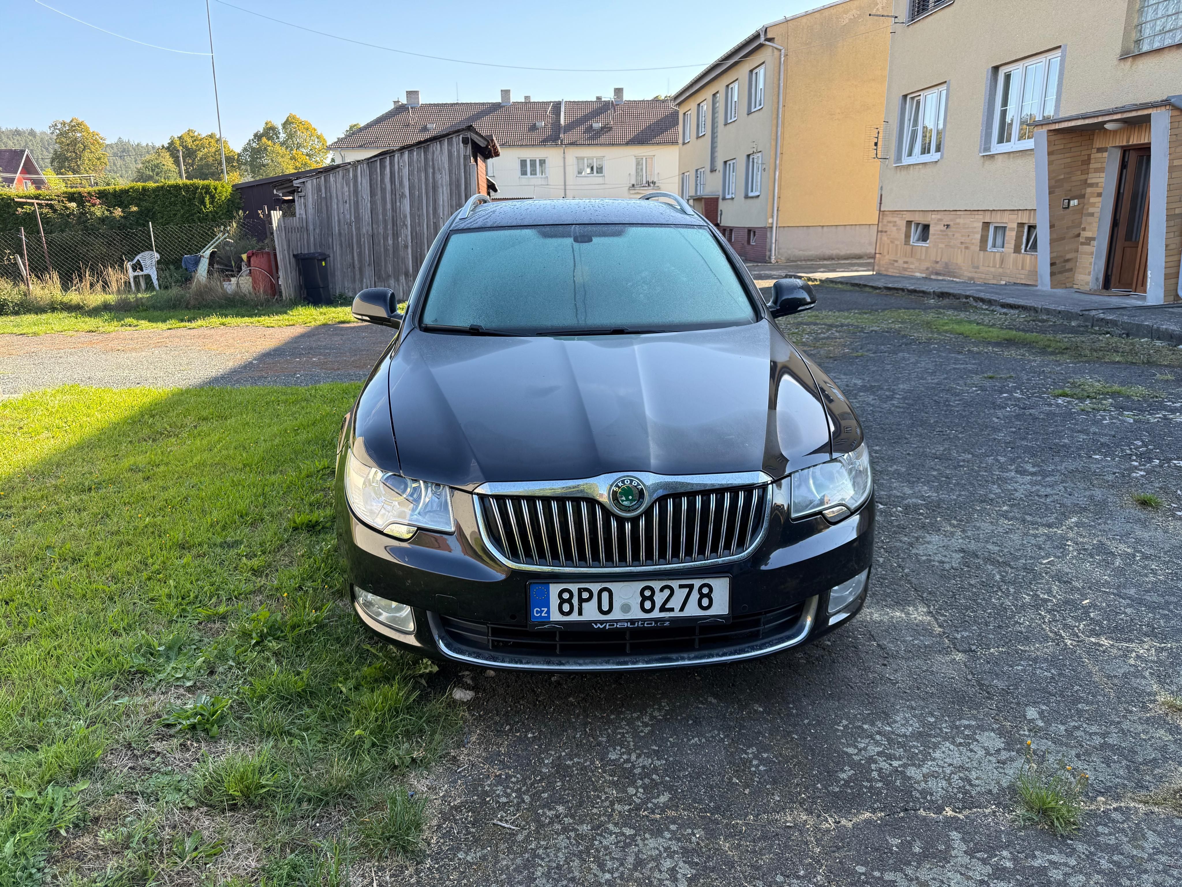 Škoda Superb, Combi 2,0 TDi 103 KW.2011 - fotka 2