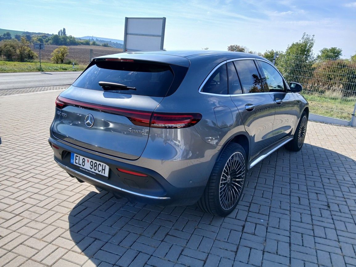 Mercedes-Benz EQC, 400 4Matic - fotka 5