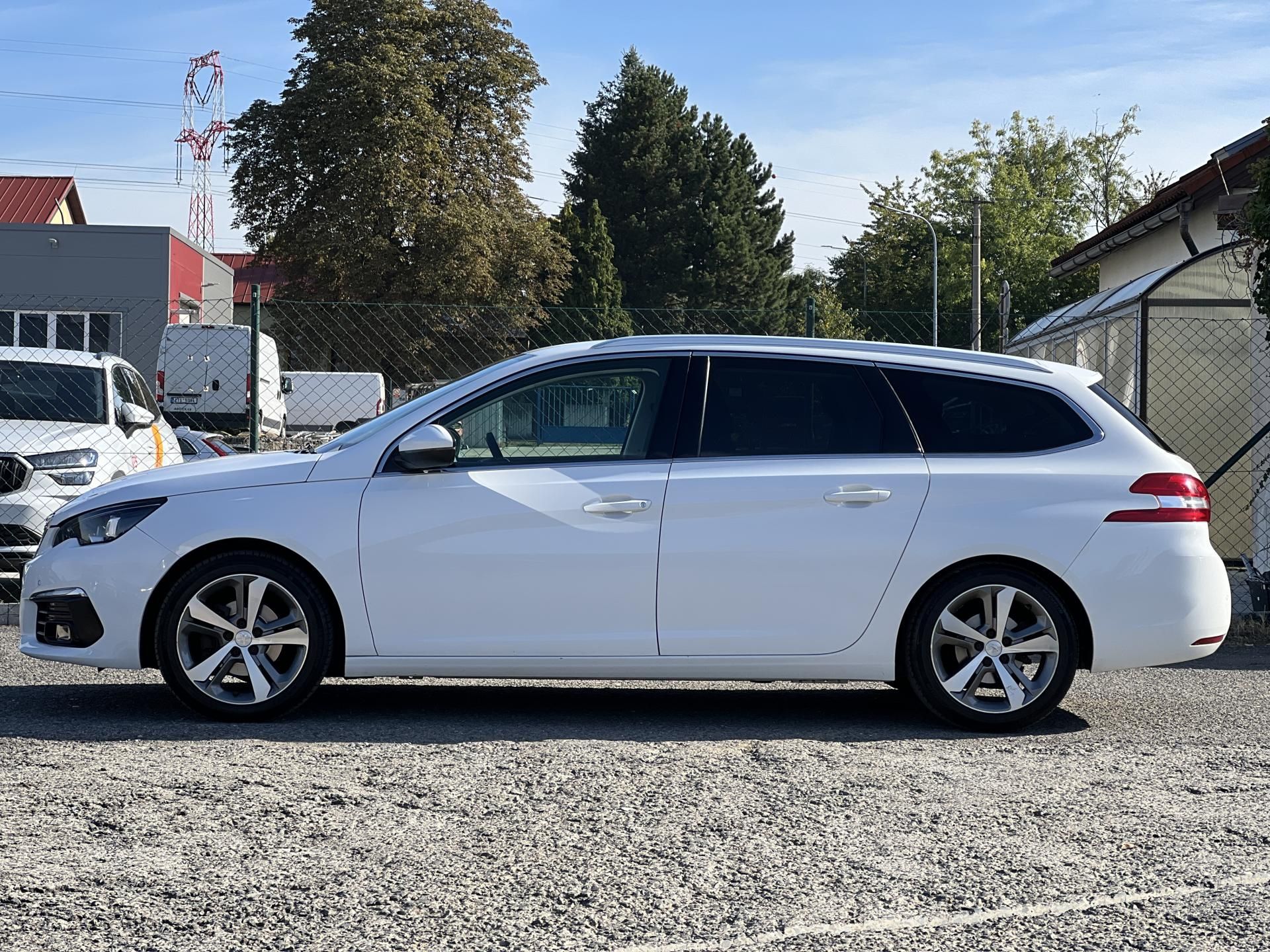 Peugeot 308, 1.5HDi KLIMA KAMERA NAVI ALU - fotka 4