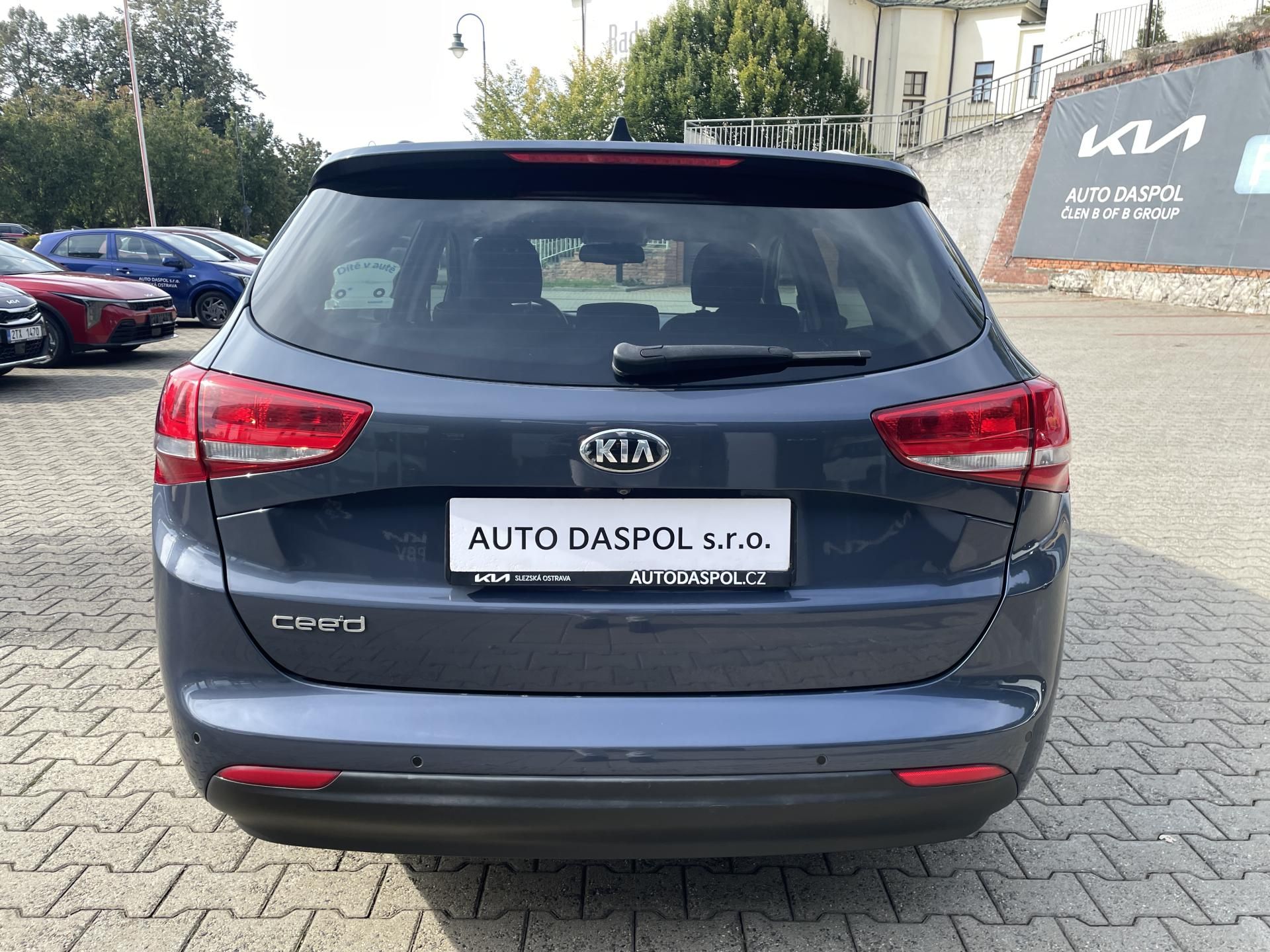 Kia Cee´d, SW 1,6 GDi TOP - fotka 4
