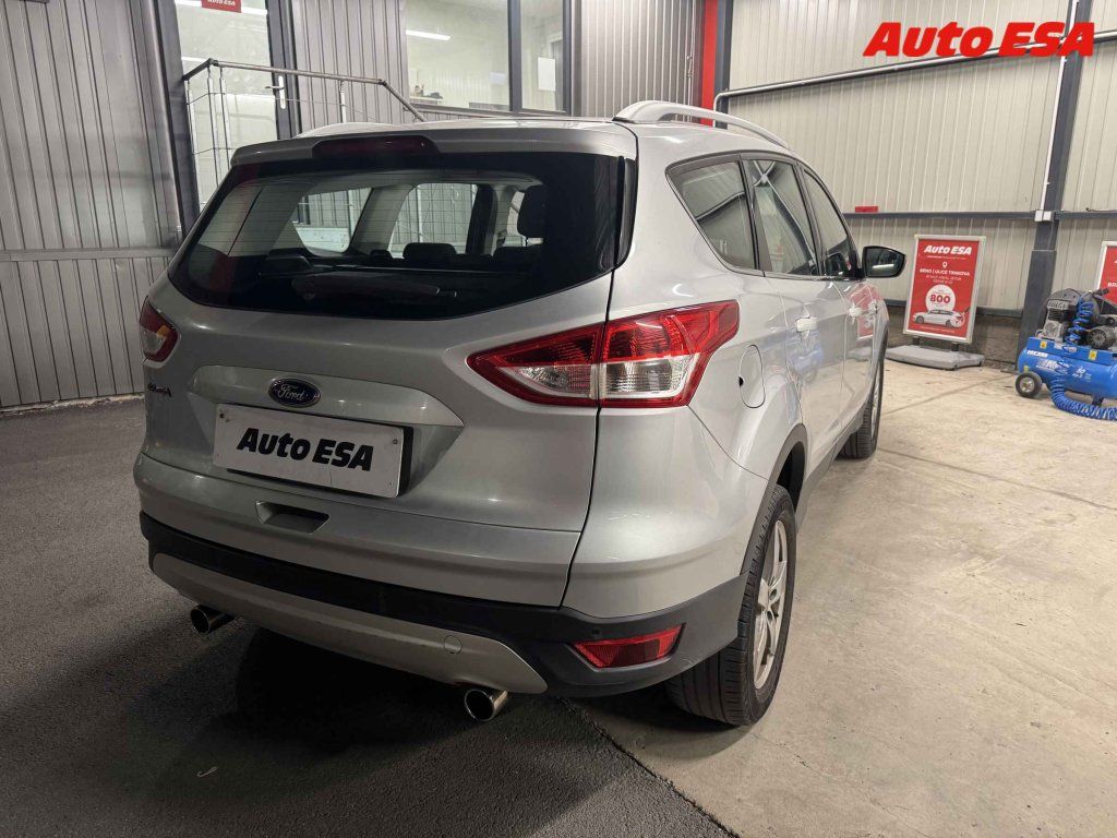 Ford Kuga, 2.0 TDCi - fotka 2