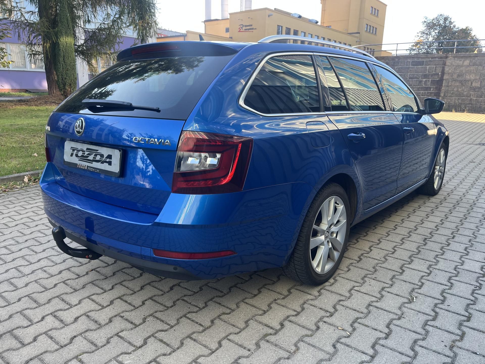 Škoda Octavia, 1,5 TSi DSG/Style/servis/pneu - fotka 5