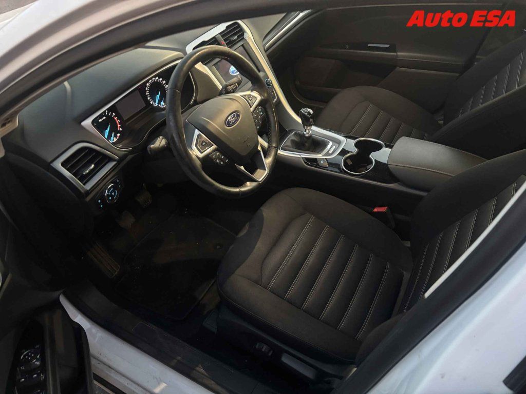 Ford Mondeo, 1.5 - fotka 3