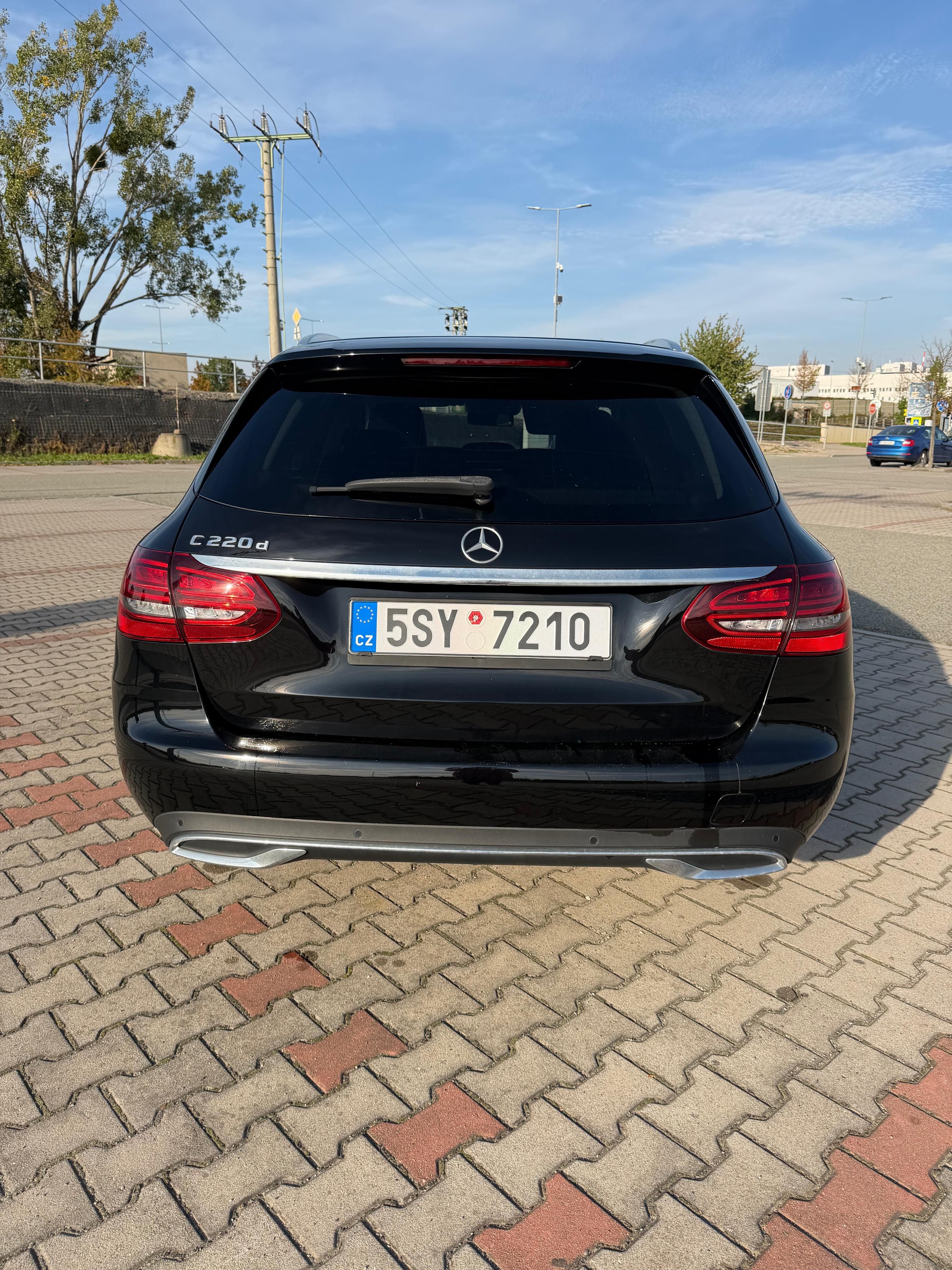 Mercedes-Benz Třídy C, Mercedes c220d - fotka 3