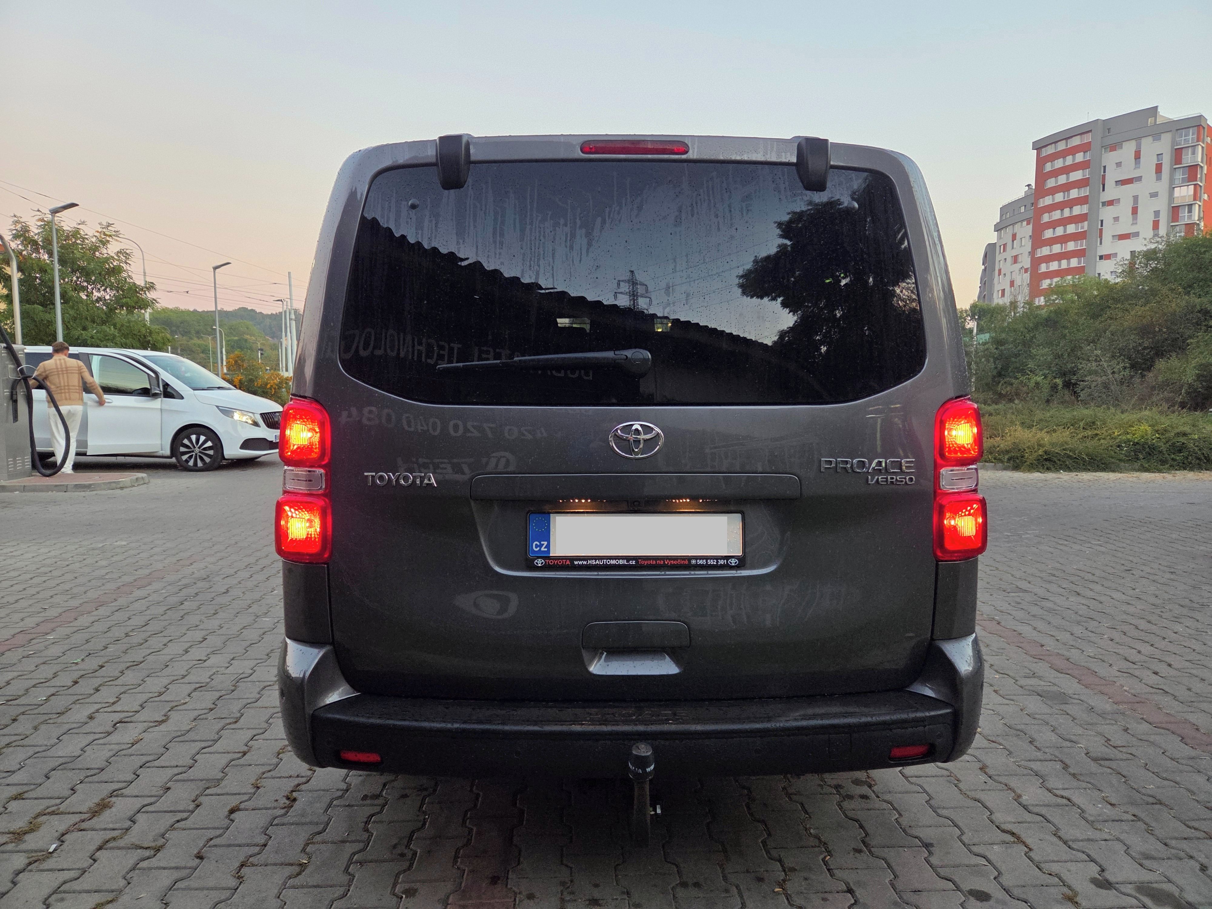 Toyota Proace, Toyota Proace Verso VIP L2 - fotka 4