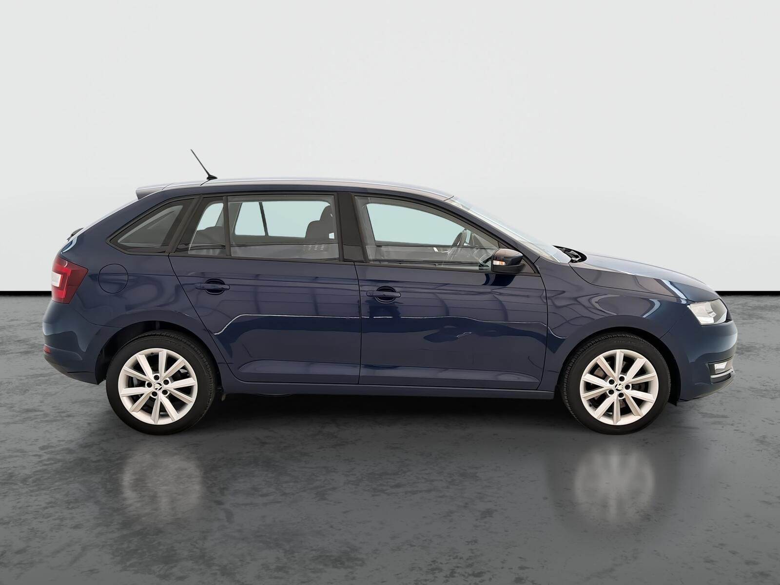 Škoda Rapid, 1.6 TDI, Automatická klima - fotka 6