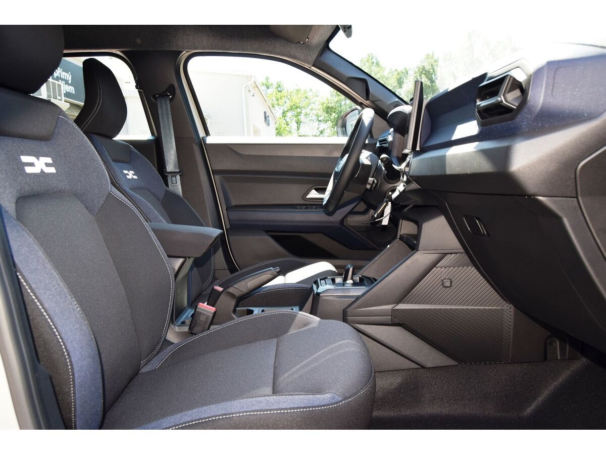 Dacia Duster, Expression Hybrid 155 - fotka 4