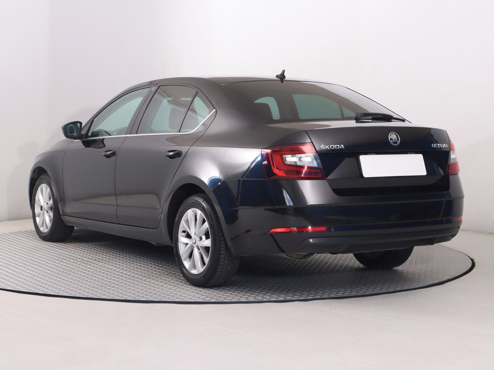 Škoda Octavia, 2.0 TDI, Automat - fotka 4