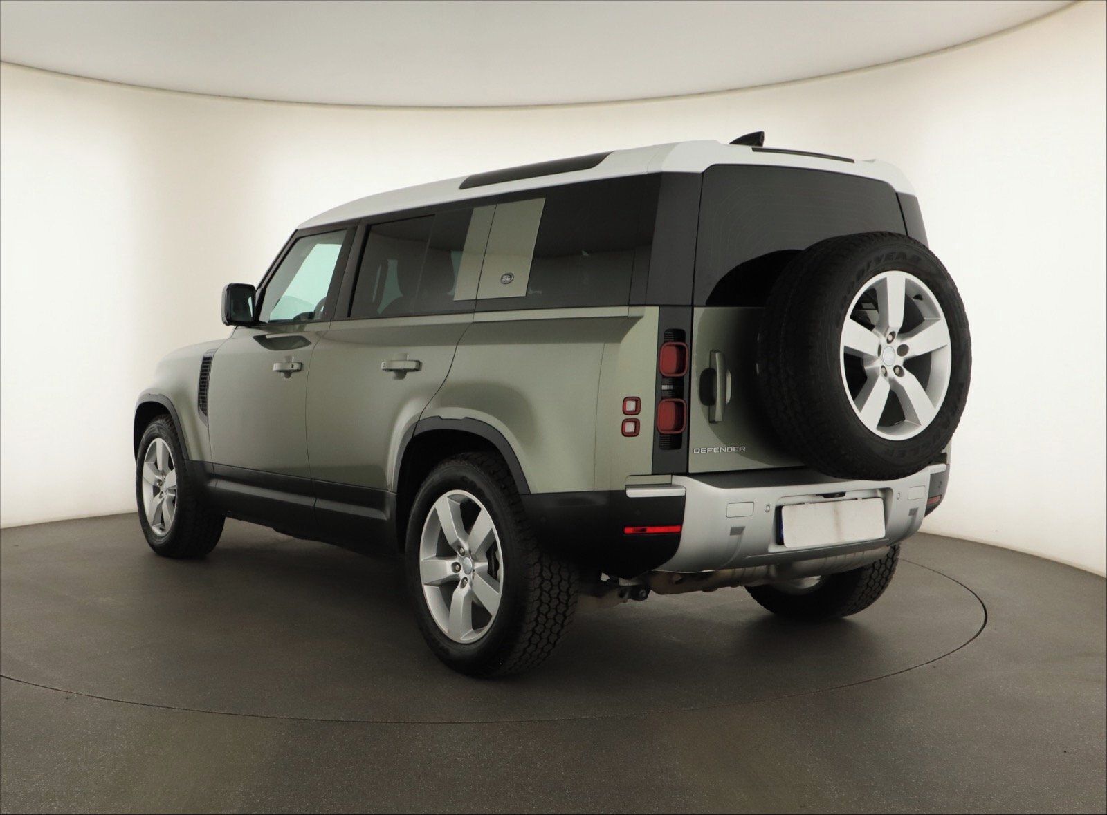 Land Rover Defender, D250 AWD - fotka 3