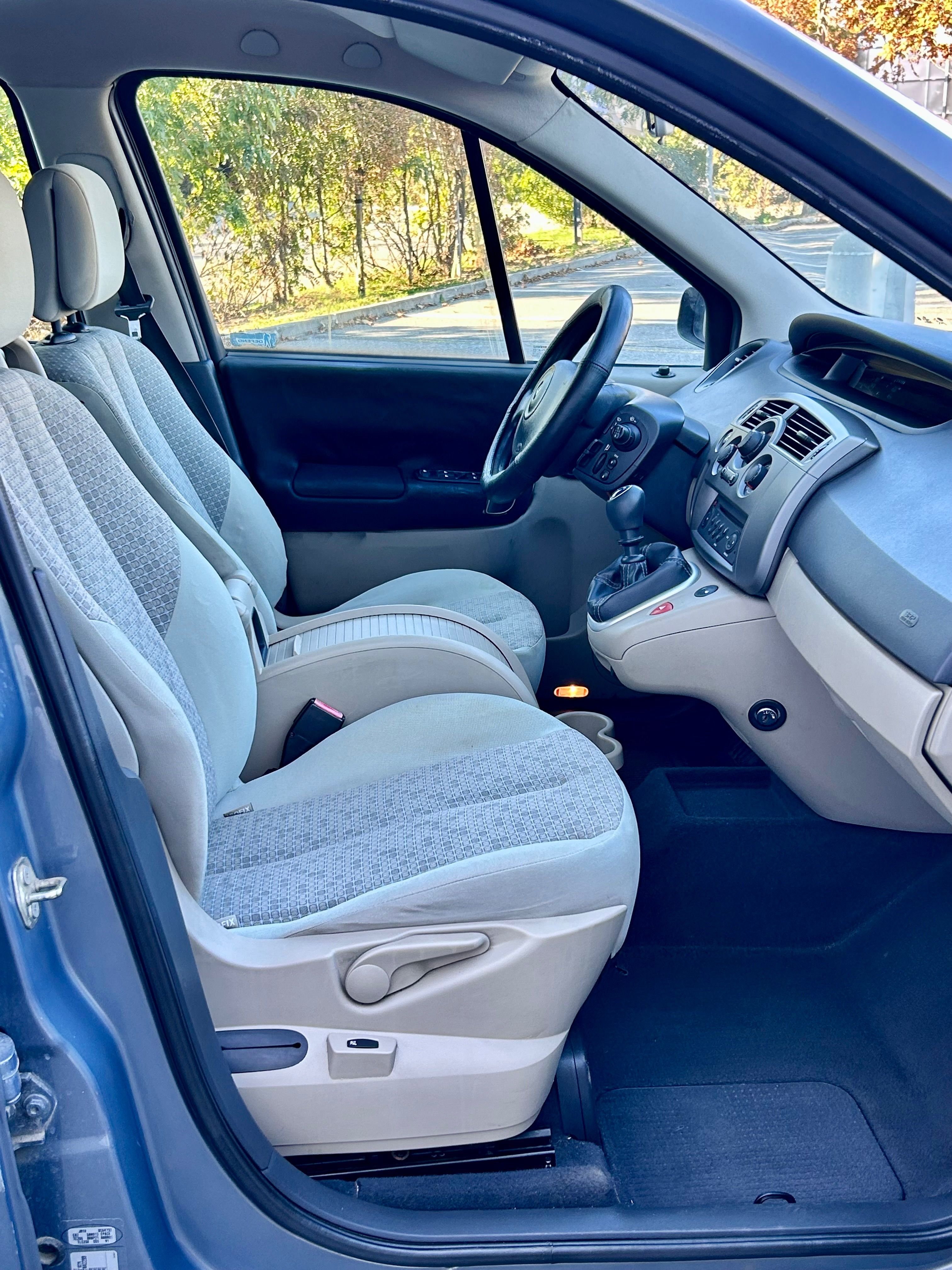 Renault Scénic, 1.6 Benzin / LPG - Nová nadrz - fotka 6