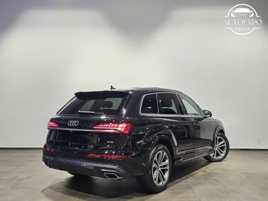 Audi Q7, 50 TDI S Line * - fotka 5